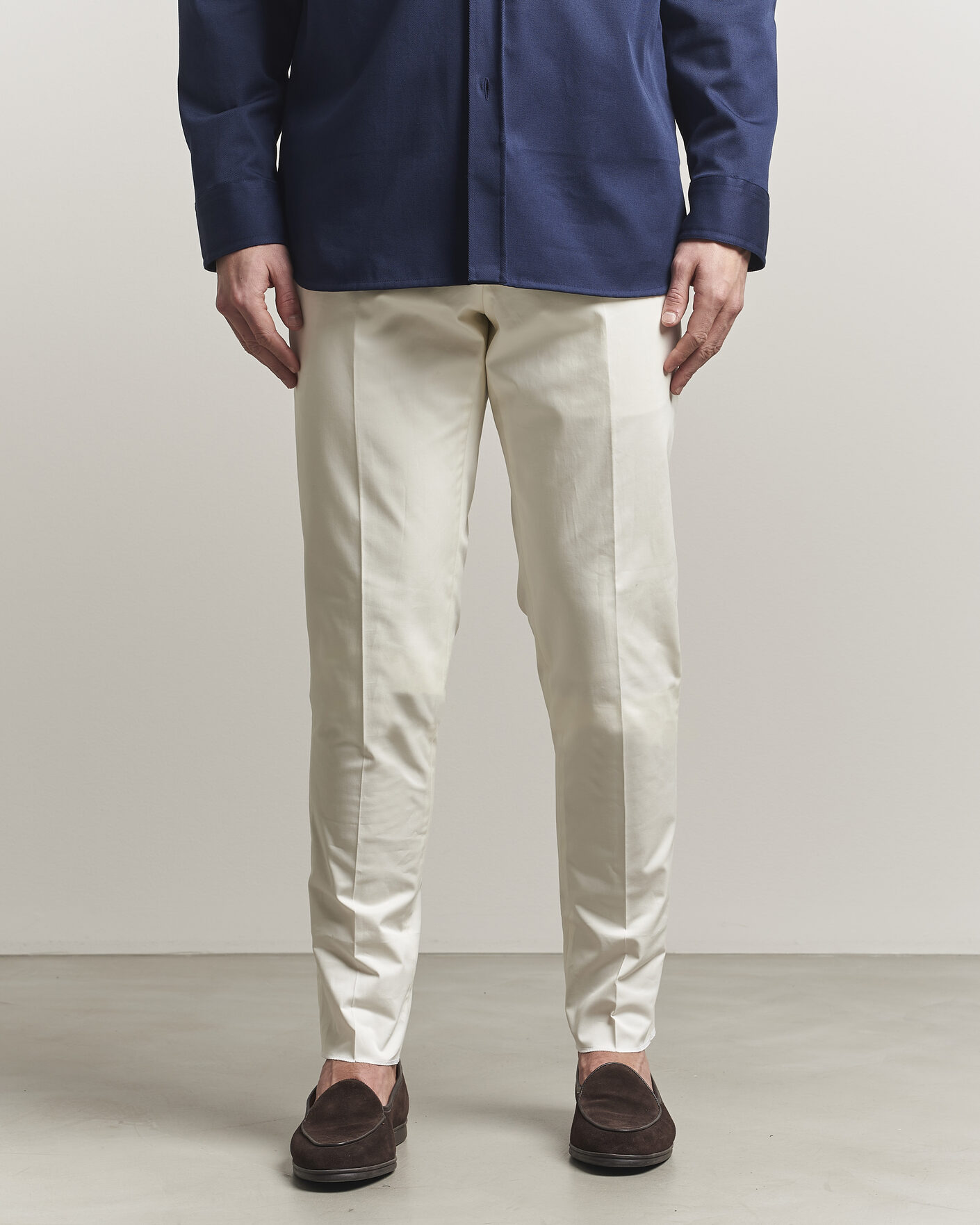Hombres | Pantalones | Lardini | Lyon Cotton Twill Stretch Trousers White
