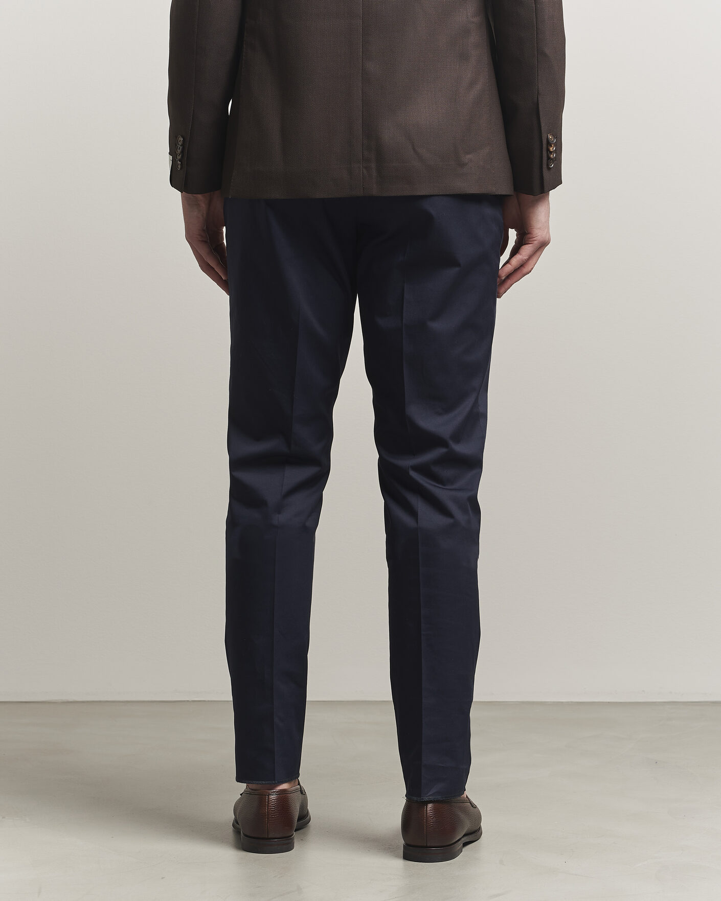Hombres | Pantalones | Lardini | Lyon Cotton Twill Stretch Trousers Navy