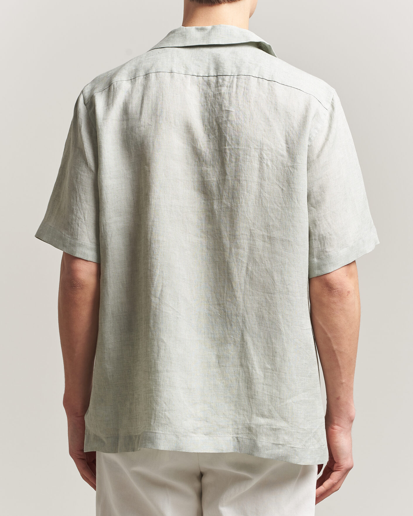Hombres | Camisas | Lardini | Klop Short Sleeve Linen Resort Shirt Light Green