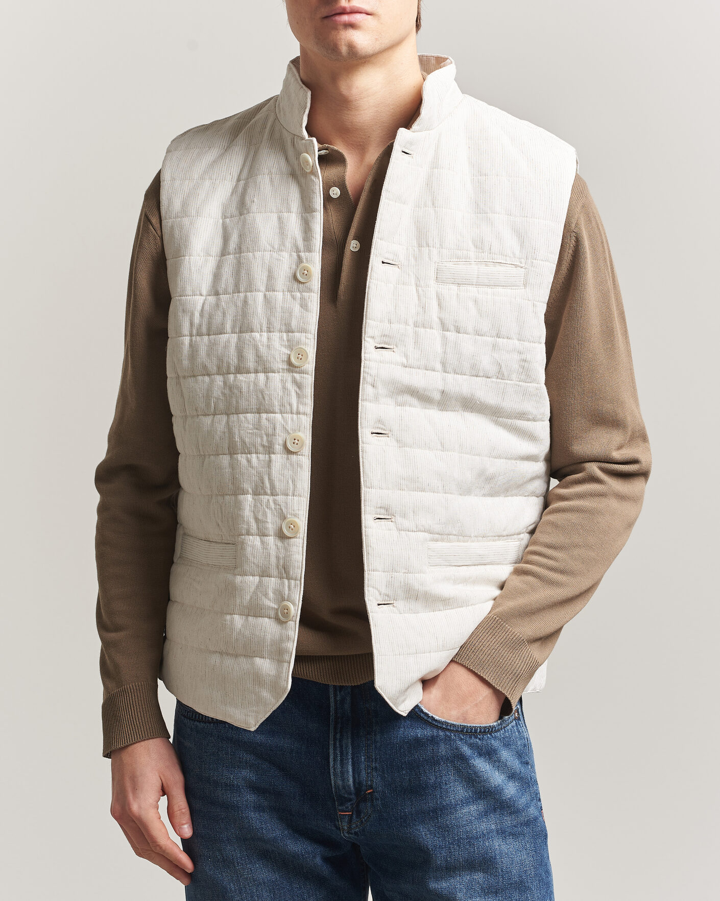 Hombres | Chalecos | Stenströms | Mid Layer Pin Stripe Linen Vest Off White