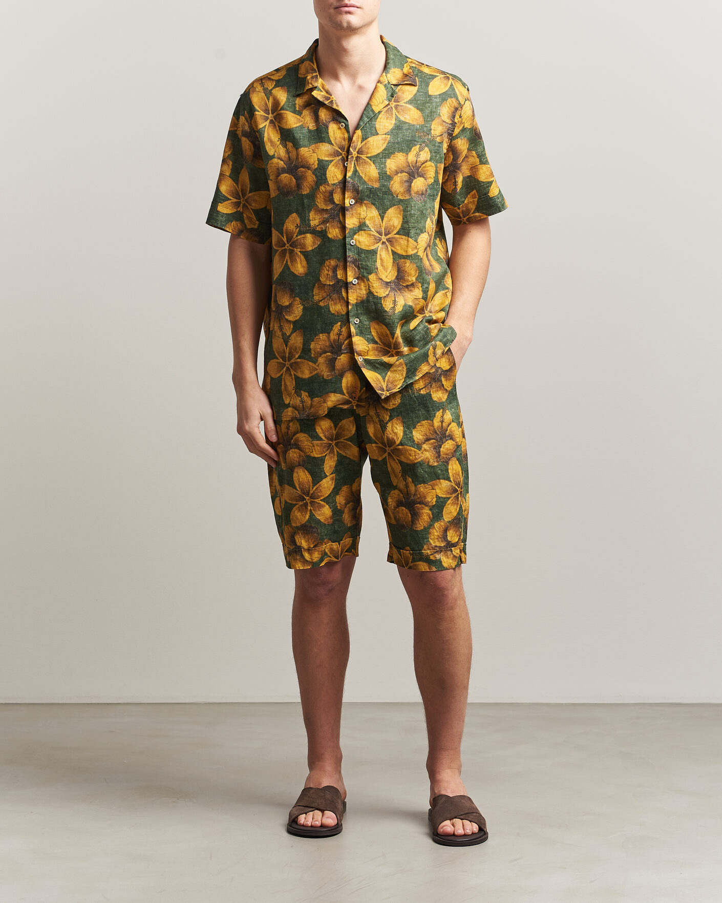 Hombres | Camisas | Stenströms | Flower Printed Short Sleeve Linen Shirt Green