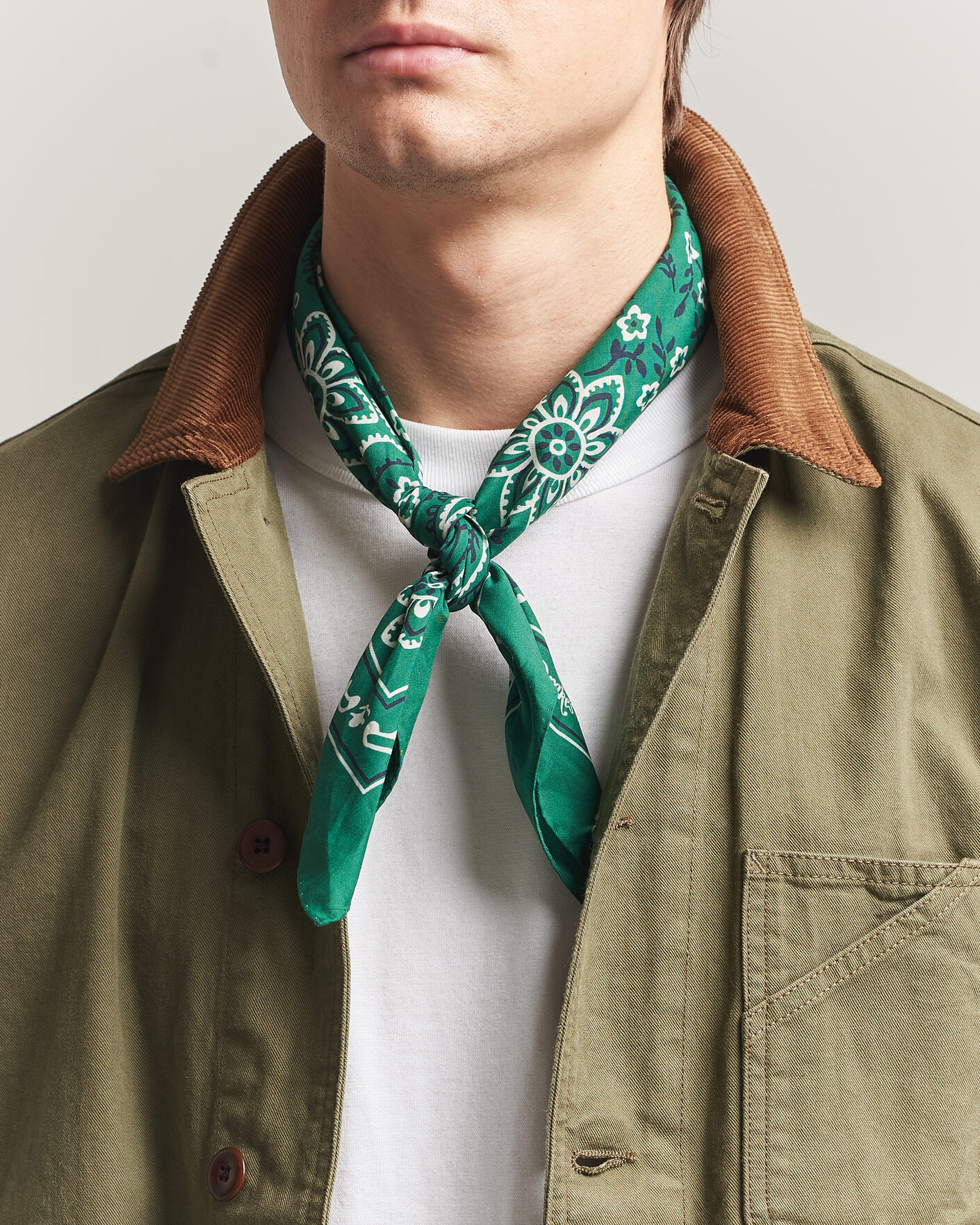 Hombres | Bufandas elegantes | Drake's | Classic Paisley Bandana Green