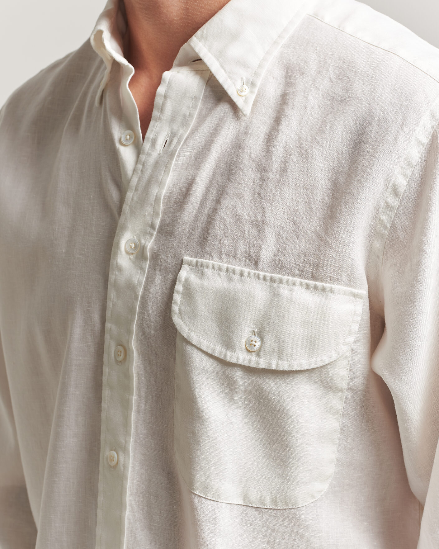 Hombres | Camisas | Drake's | Linen Button Down Curved Pocket Shirt White