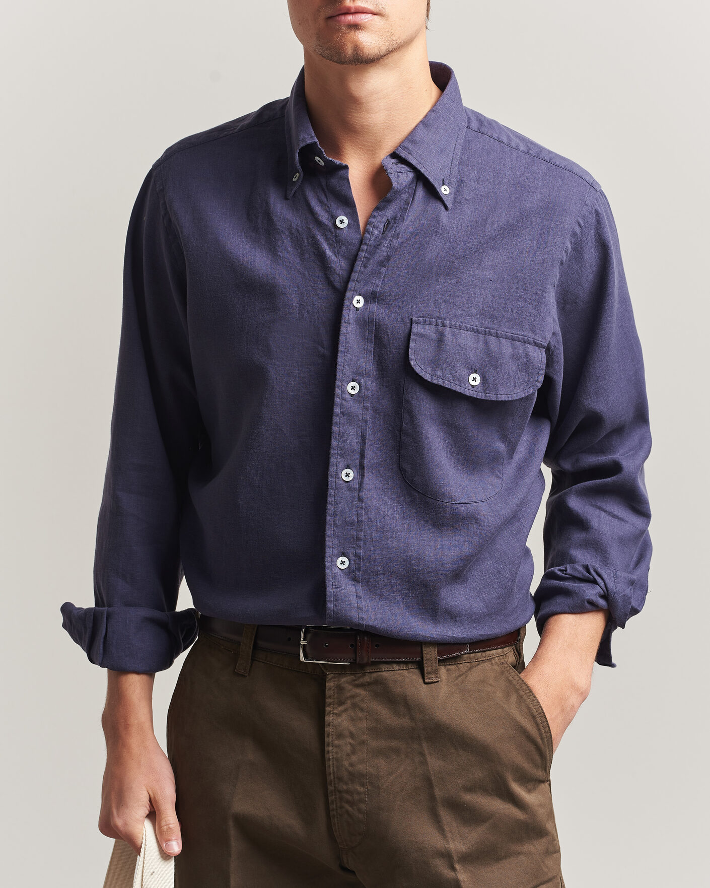 Hombres | Camisas | Drake's | Linen Button Down Curved Pocket Shirt Navy