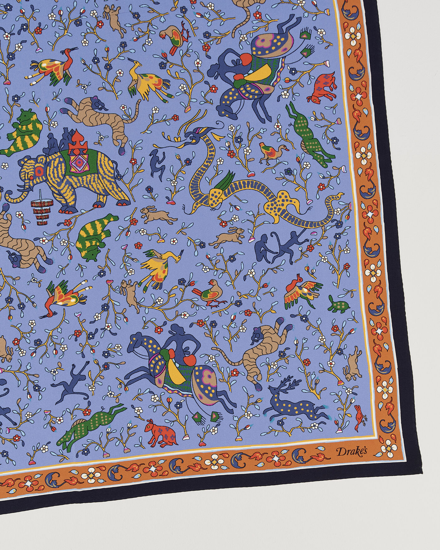 Hombres | Bufandas elegantes | Drake's | Animals And Flowers Print Crepe Silk Bandana Navy