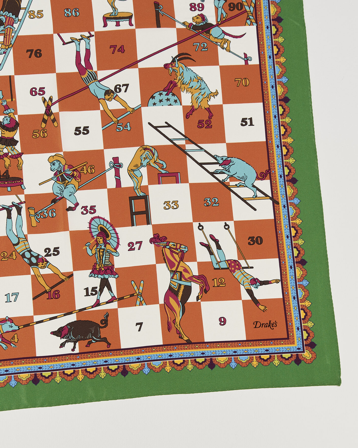 Hombres | Bufandas elegantes | Drake's | Snakes & Ladders Print Crepe Silk Bandana Green