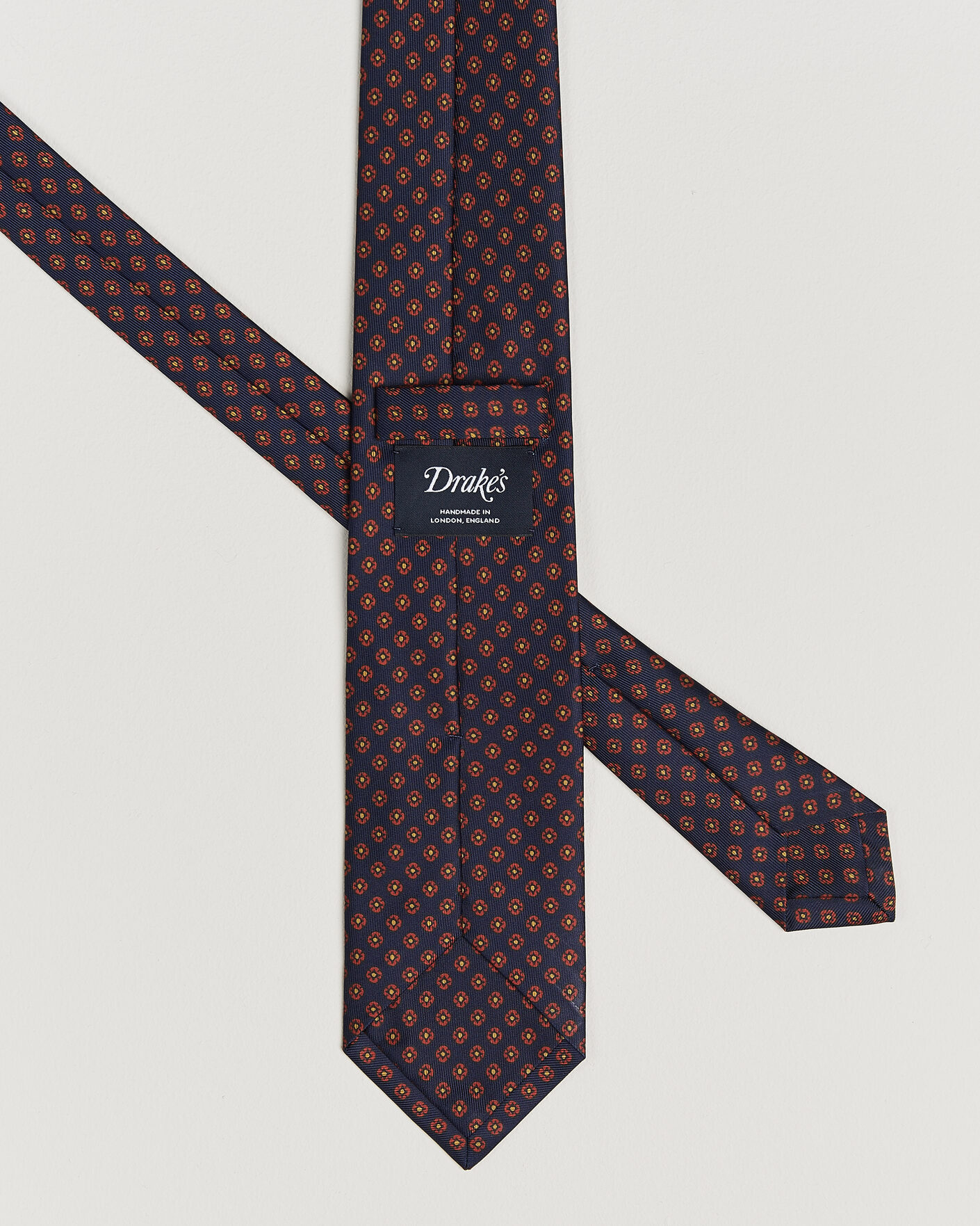 Hombres | Corbatas | Drake's | Square Flowers Pattern Silk Tie Navy