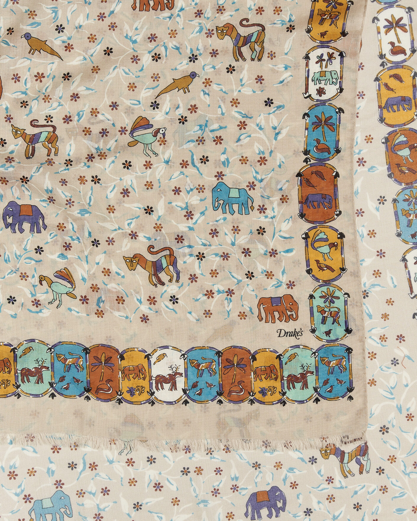 Hombres | Drake's Loose Animal Wool/Silk Print Scarf Beige | Drake's | Loose Animal Wool/Silk Print Scarf Beige