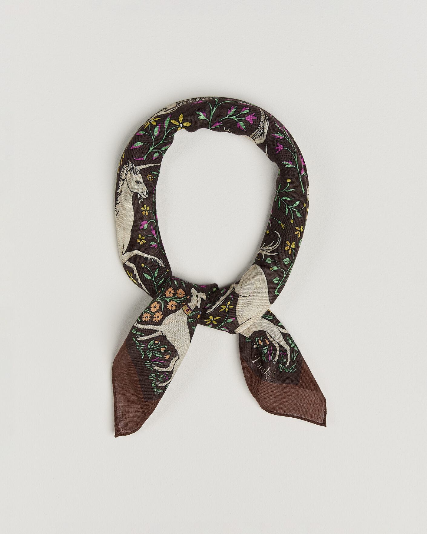 Hombres | Bufandas elegantes | Drake's | Unicorn Print Wool/Silk Bandana Brown