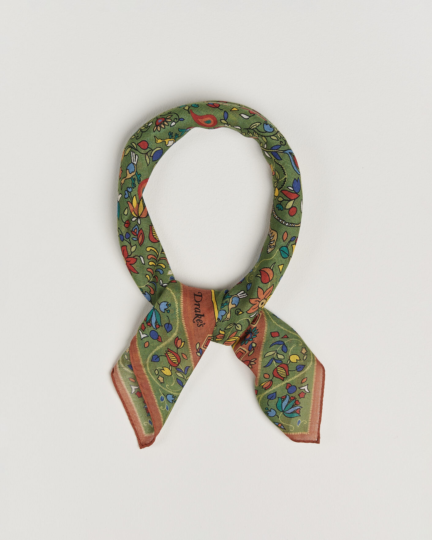 Hombres | Bufandas elegantes | Drake's | Tiger Garden Wool/Silk Bandana Green