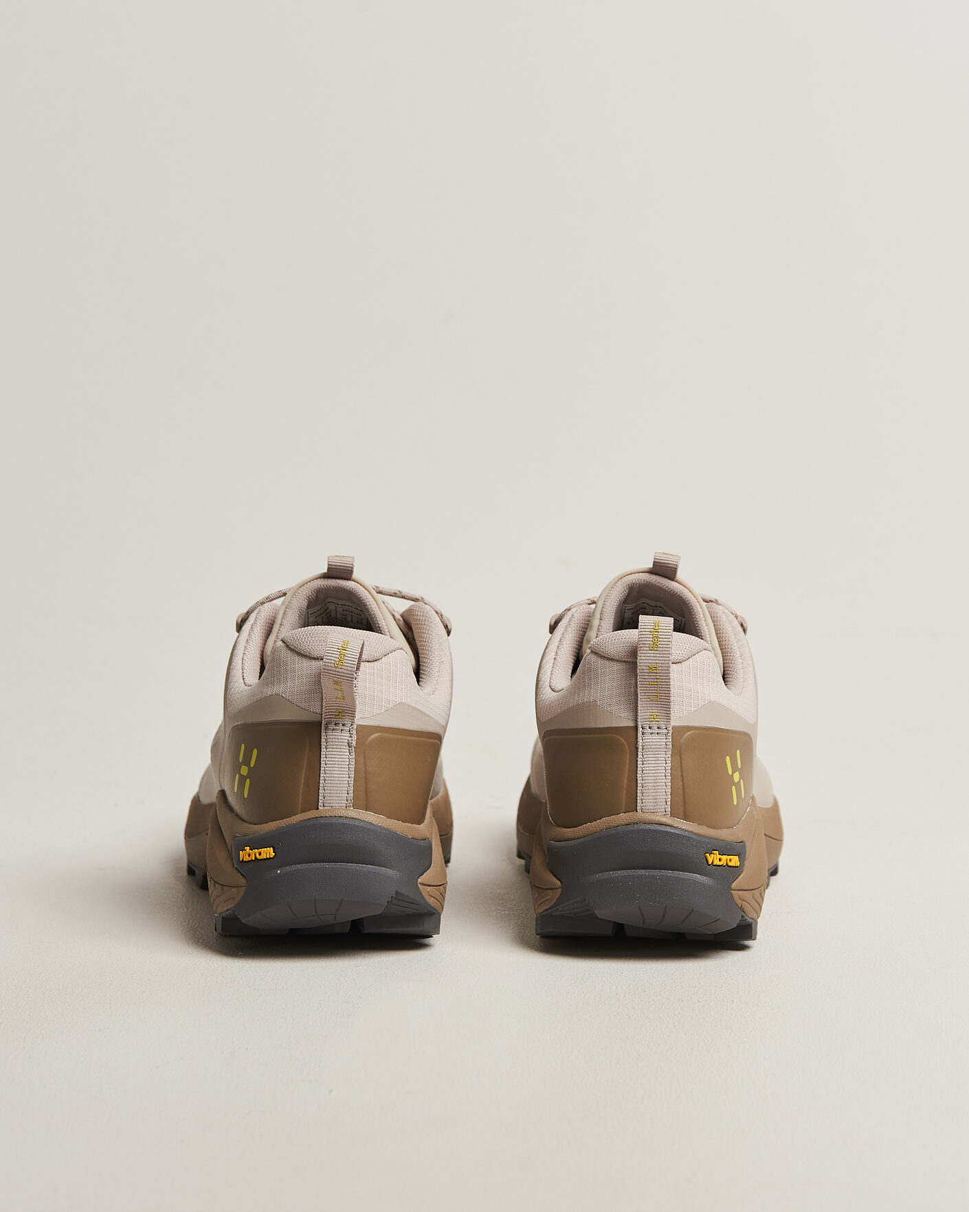 Hombres | Zapatillas de senderismo | Haglöfs | L.I.M Horizon Hike GORE-TEX Sneaker Beige