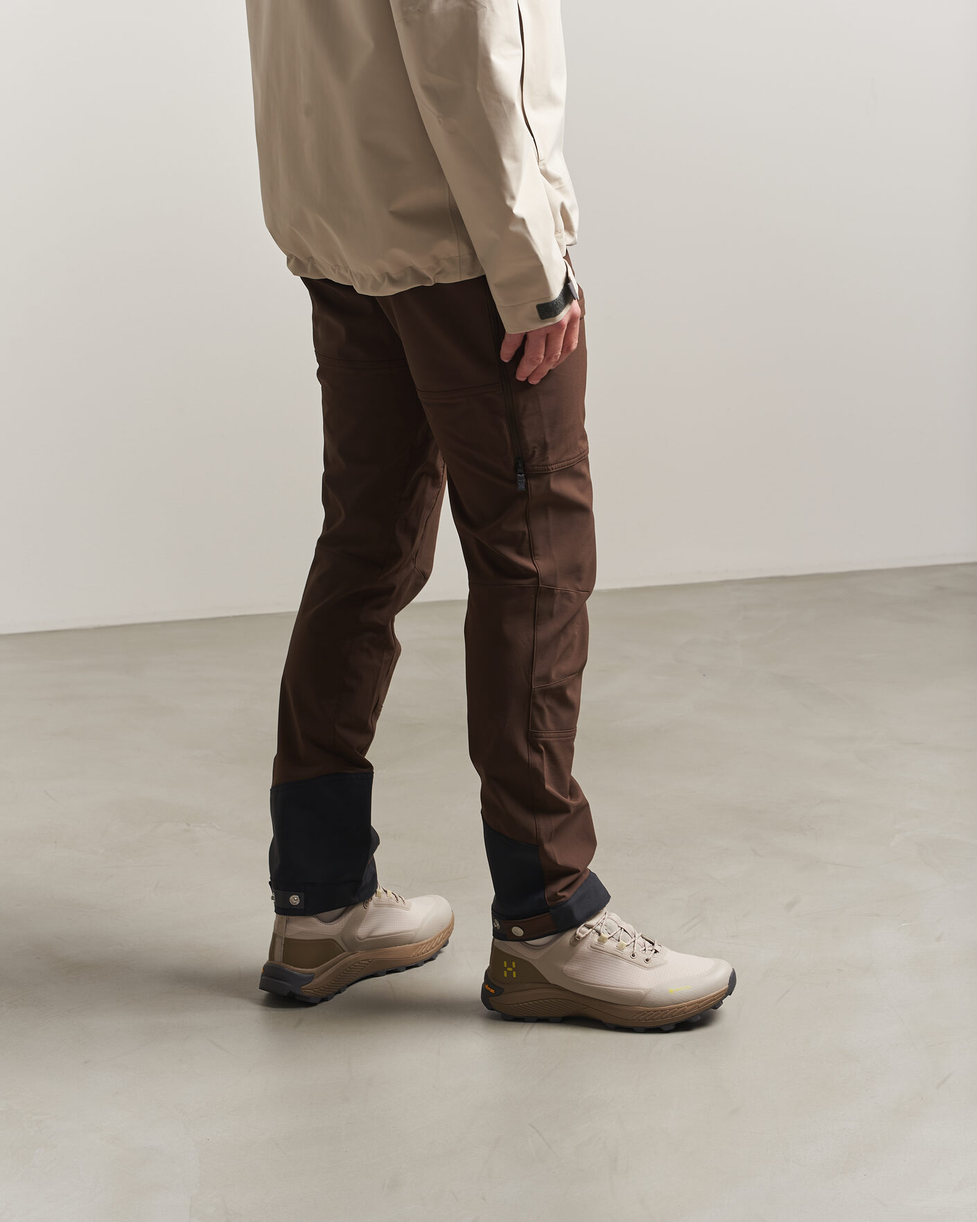 Hombres | Zapatillas de senderismo | Haglöfs | L.I.M Horizon Hike GORE-TEX Sneaker Beige