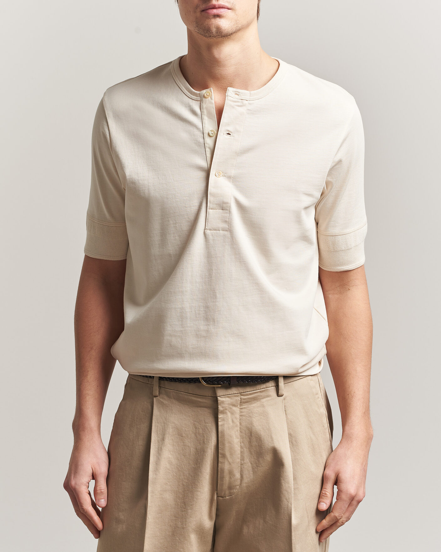 Hombres | Camisetas | Merz b. Schwanen | Classic Organic Cotton Short Sleeve Henley Nature