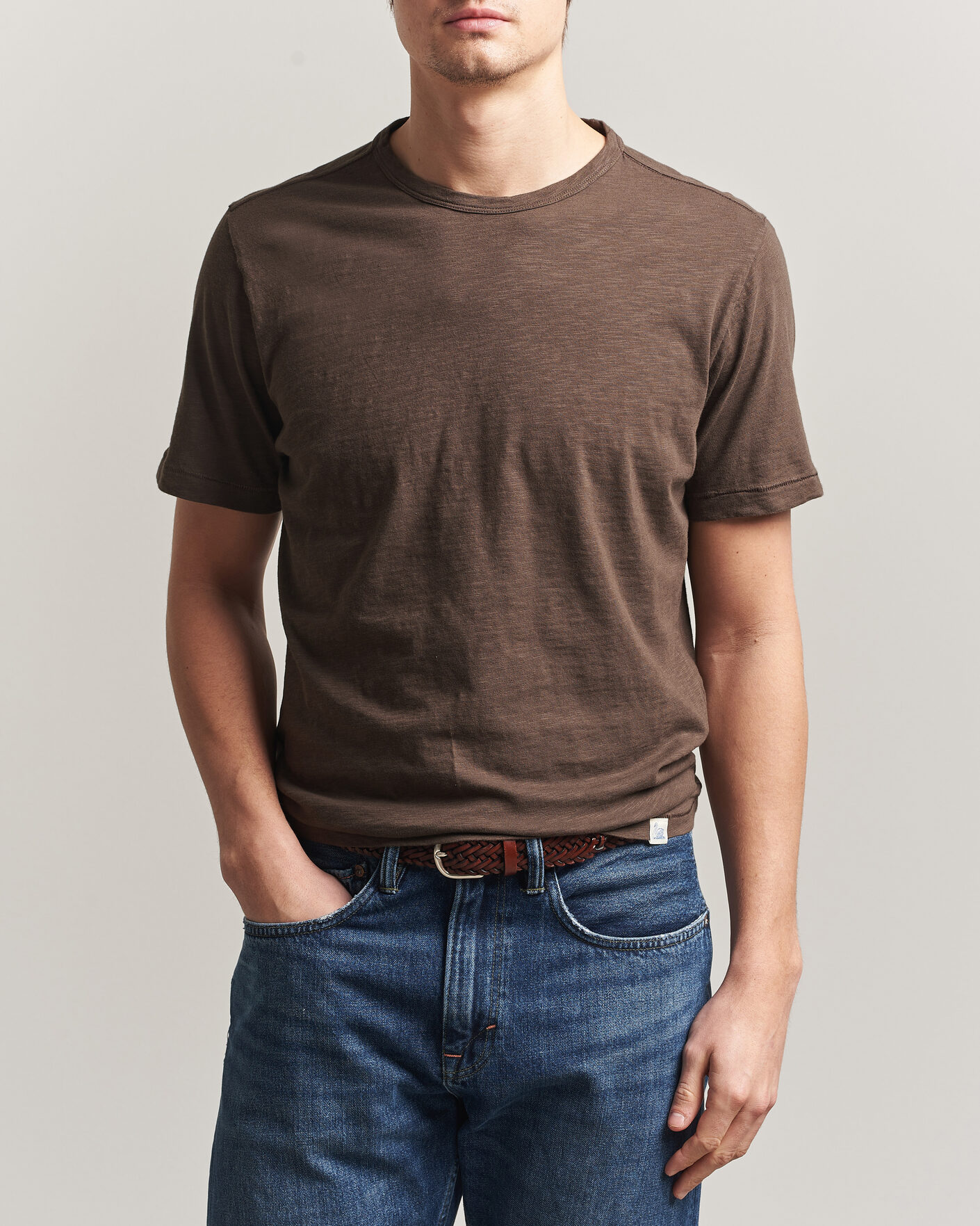 Hombres | Camisetas | Merz b. Schwanen | Organic Pima Cotton Slub Crew Neck T-Shirt Chocolate