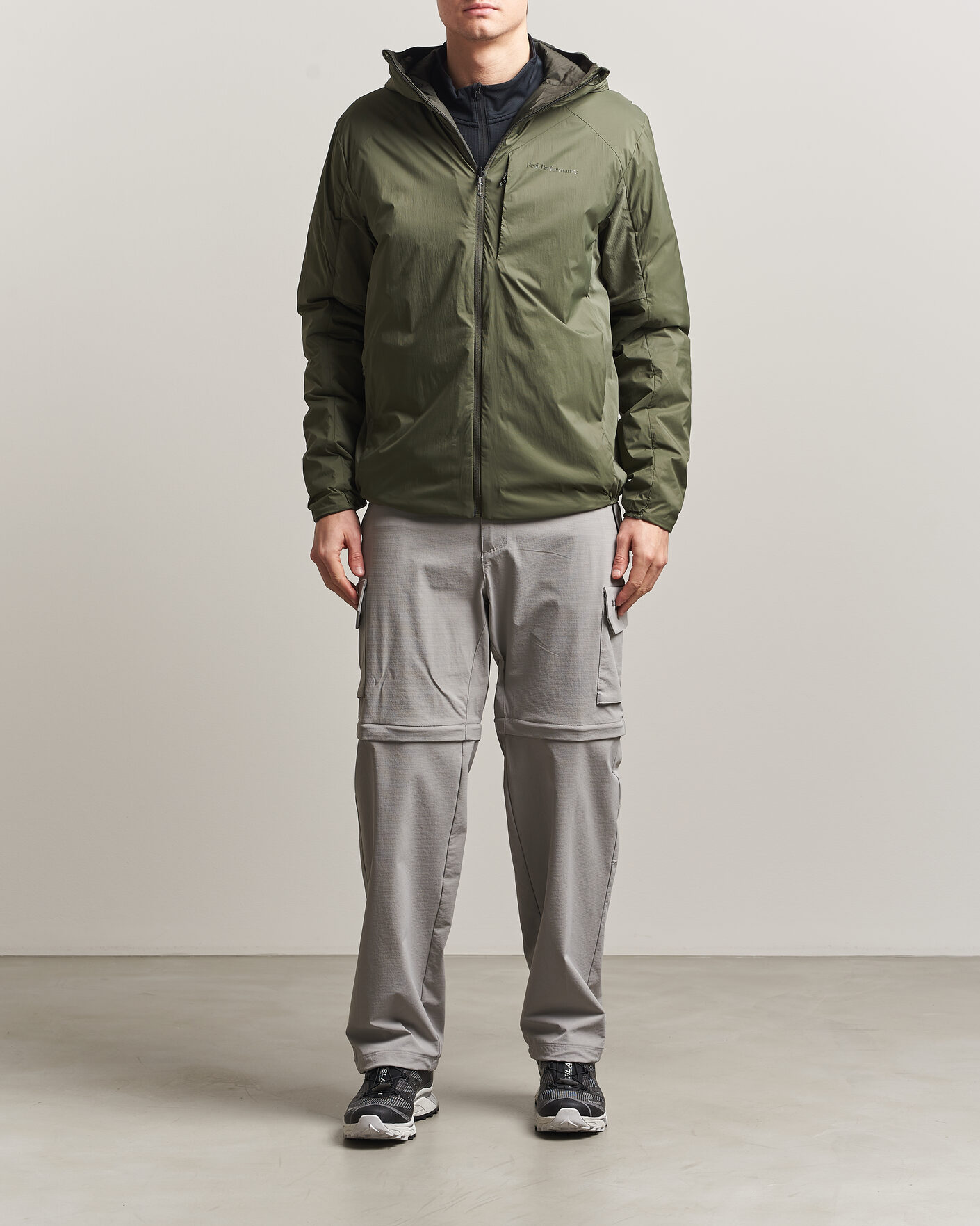 Hombres | Abrigos y chaquetas | Peak Performance | Freelight Reversible Hooded Jacket Pine Needle
