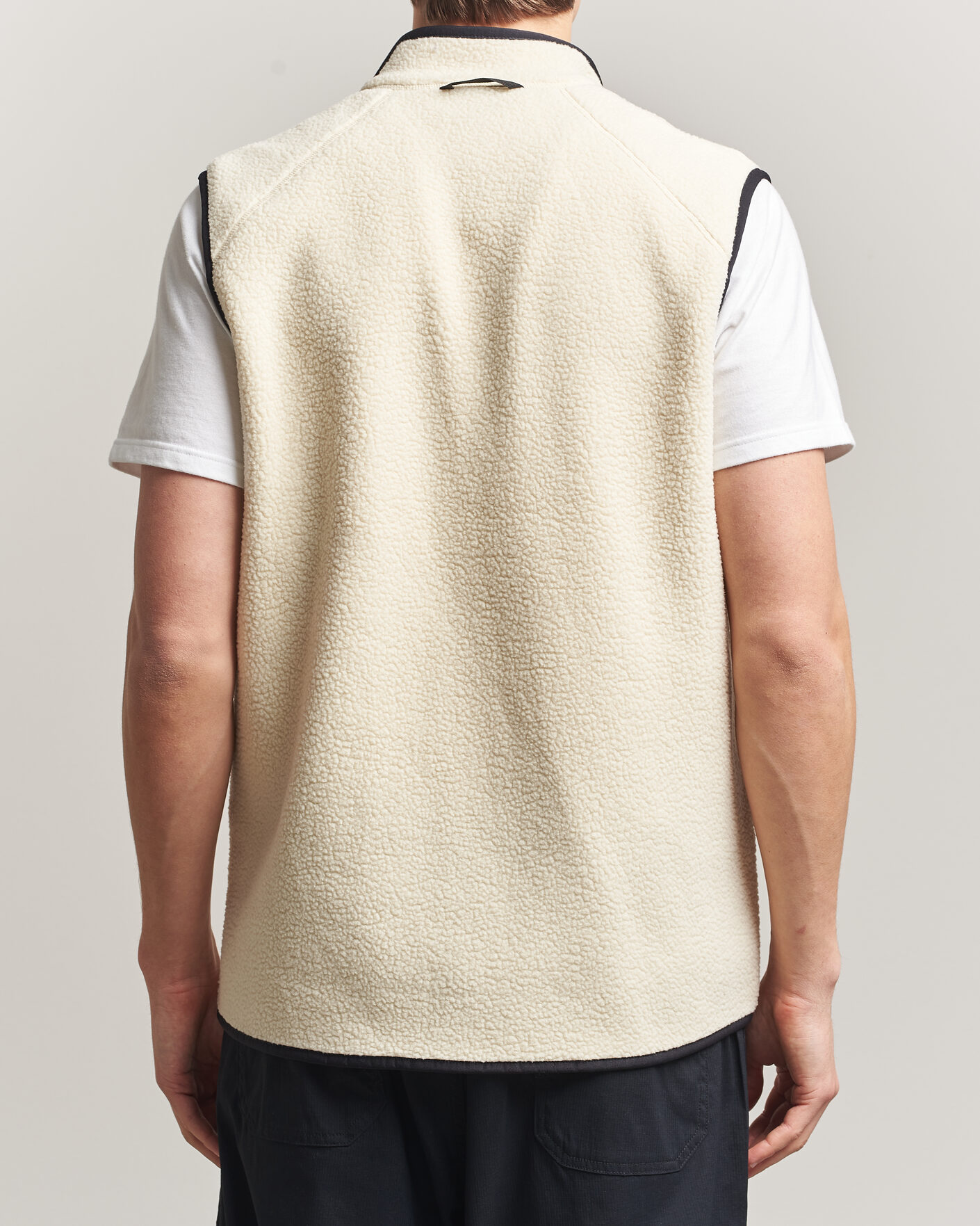 Hombres | Chalecos | Peak Performance | Nature Rush Pile Vest Sand Fog