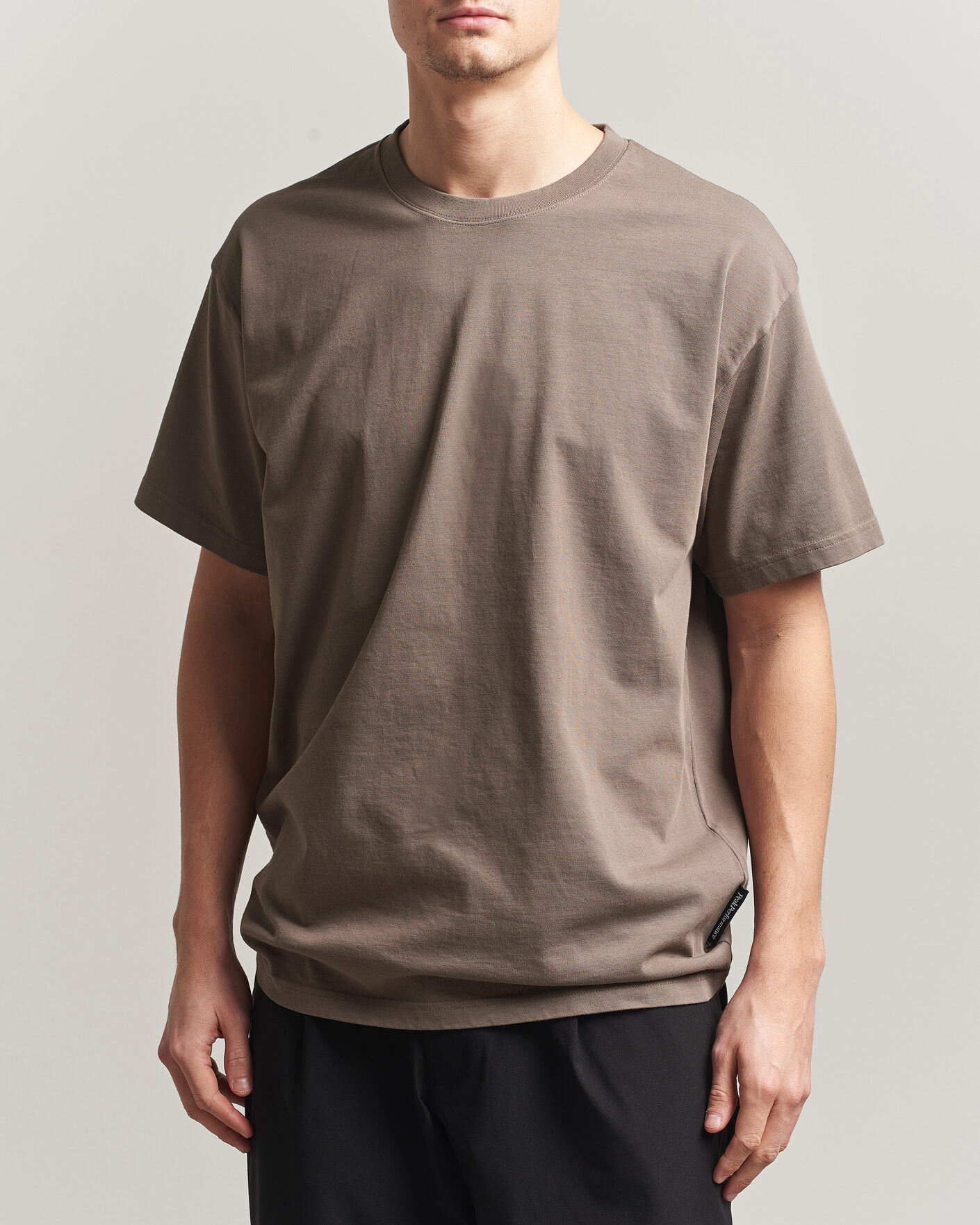 Hombres | Camisetas | Peak Performance | Heavy Cotton T-Shirt Terrian Tan