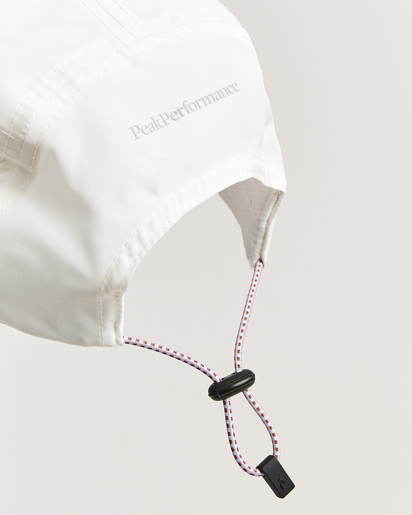 Hombres | Sombreros y gorras | Peak Performance | Lightweight Cap White/Sand Fog