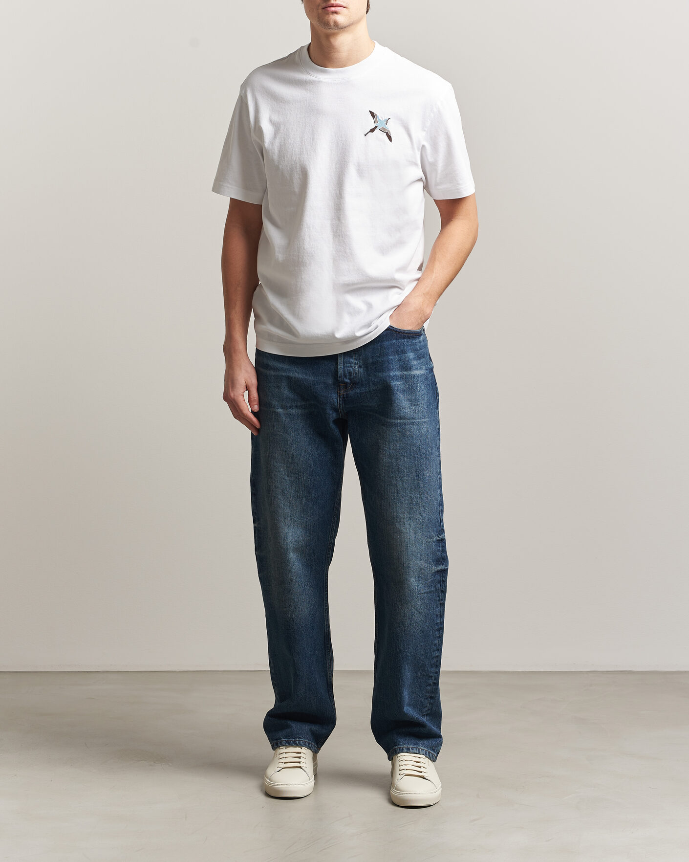 Hombres | Camisetas | Axel Arigato | Micro Bee Bird T-Shirt White