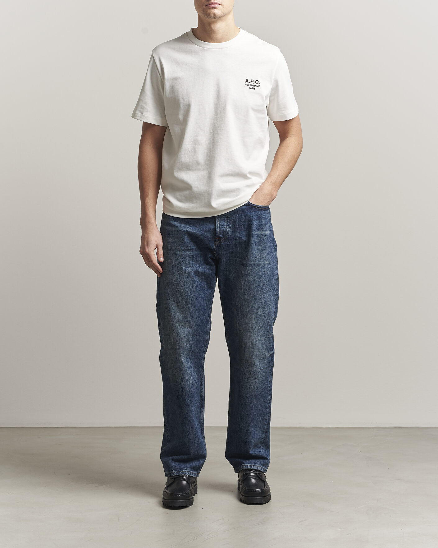 Hombres | Camisetas | A.P.C. | Rue Madame T-Shirt Off White