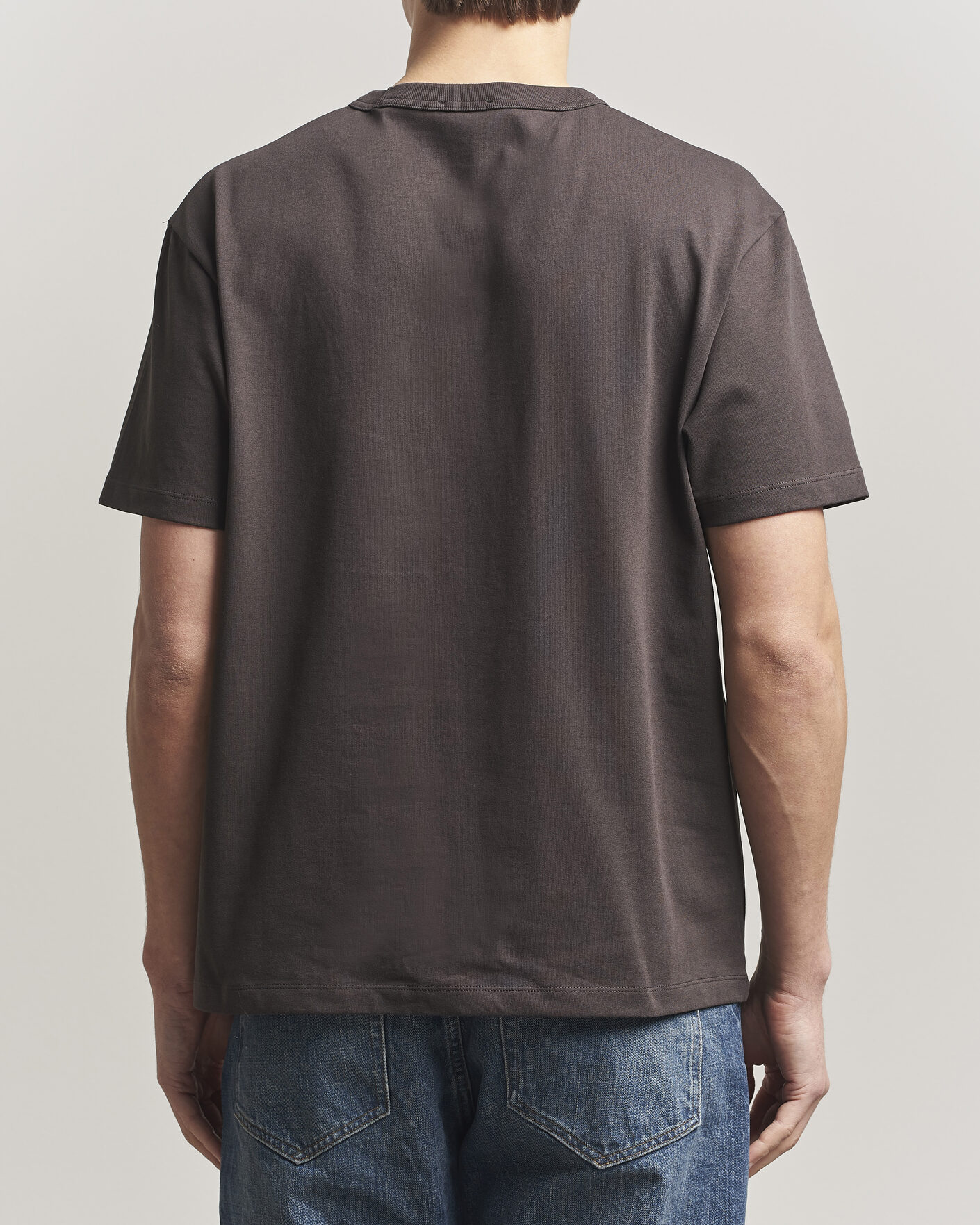 Hombres | Camisetas | A.P.C. | Boxy Fit Petit VPC T-Shirt Ecru Brown