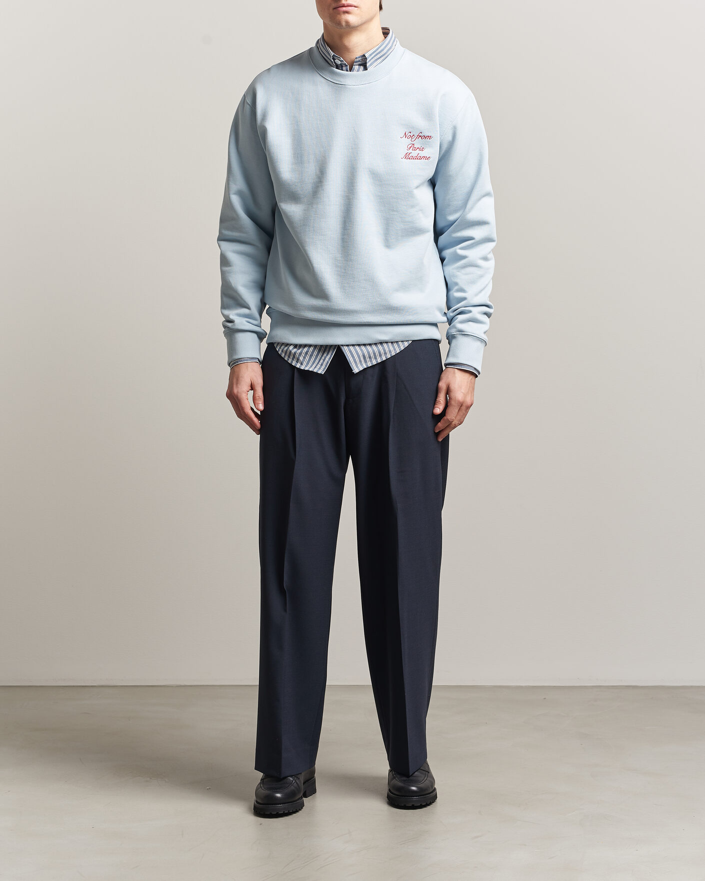 Hombres | Jerséis y prendas de punto | Drôle de Monsieur | Slogan Cursive Sweatshirt Light Blue