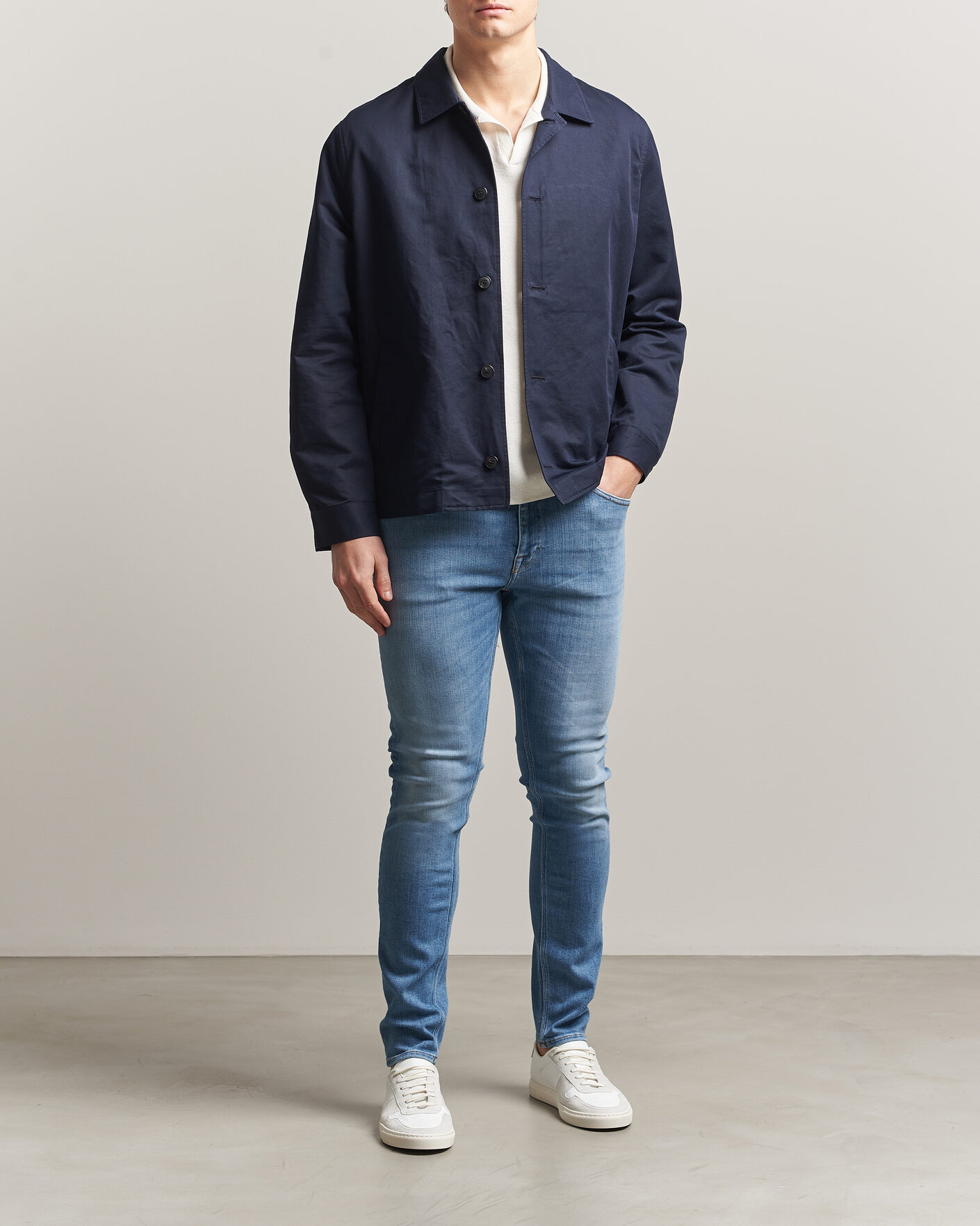 Hombres | Pantalones | Tiger of Sweden | Evolve Jeans Light Blue