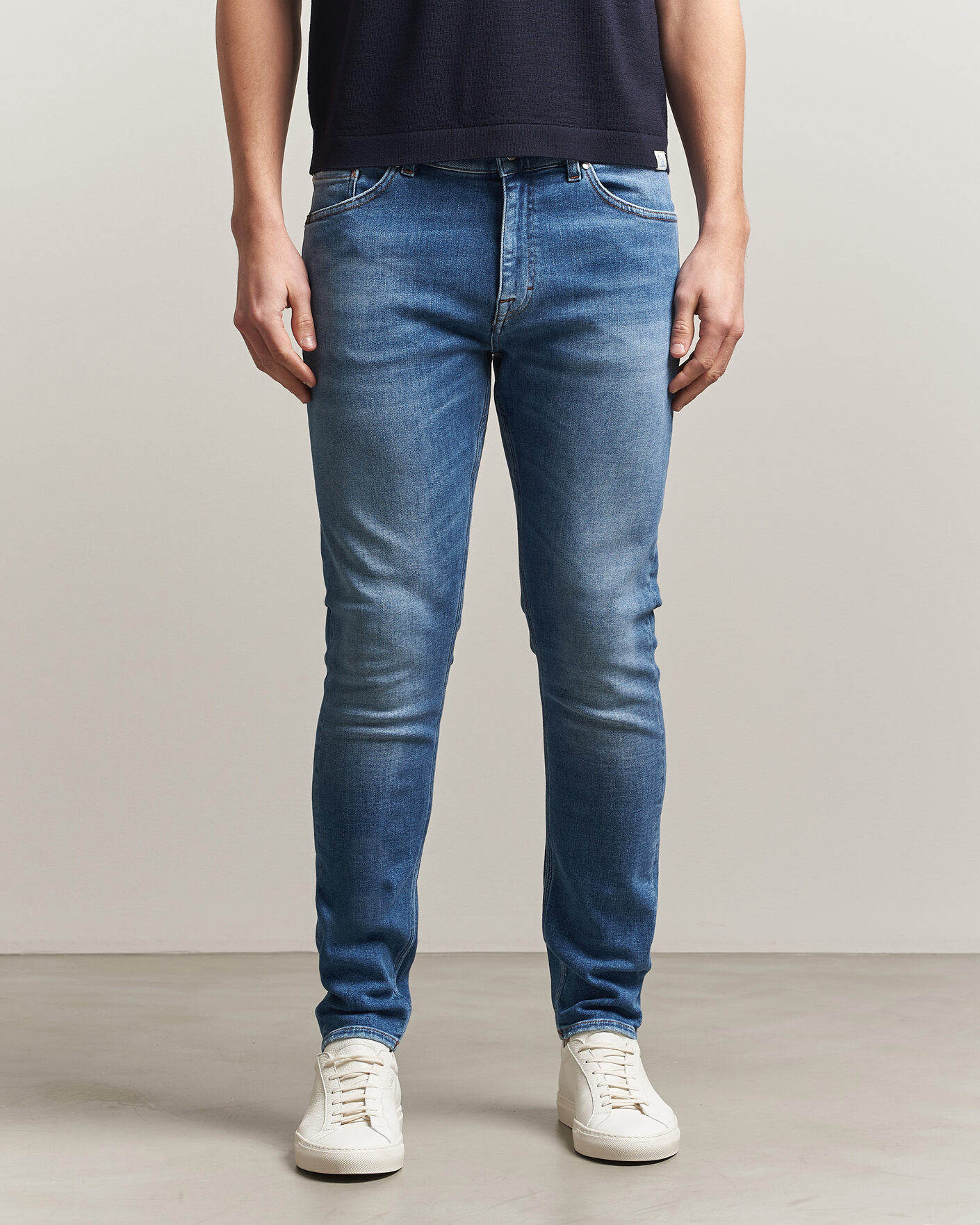 Hombres | Pantalones | Tiger of Sweden | Evolve Jeans Medium Blue