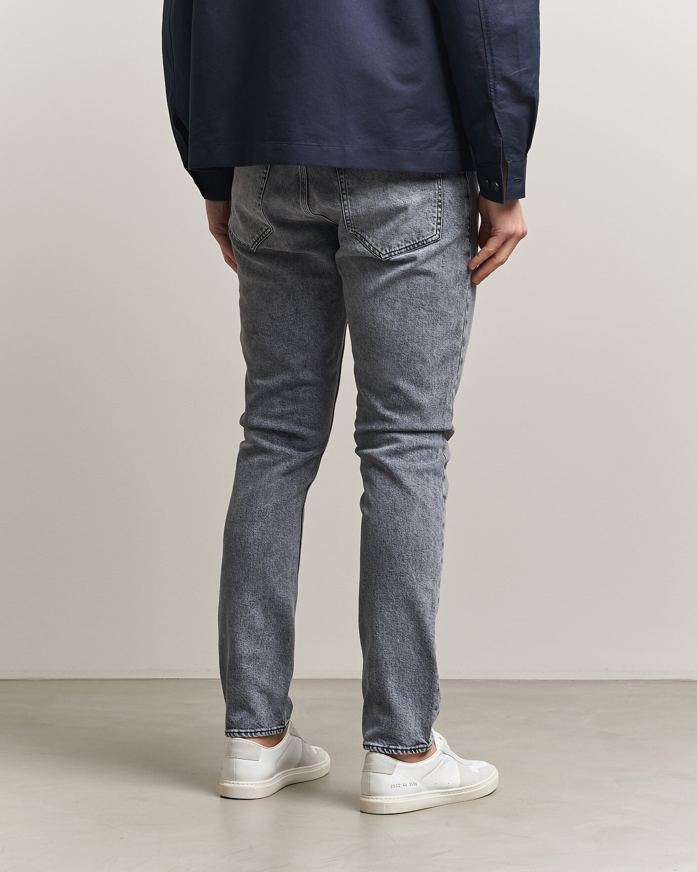 Hombres | Pantalones | Tiger of Sweden | Pistolero Jeans Washed Grey