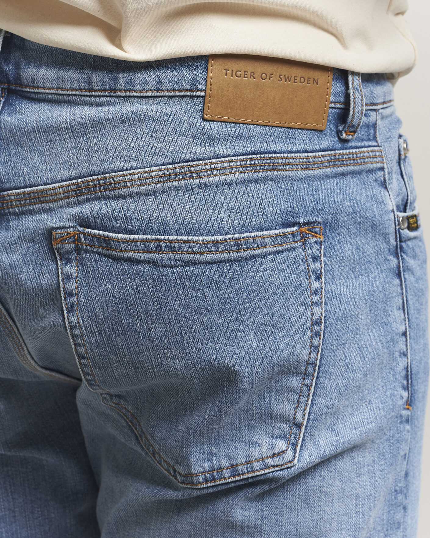 Hombres | Vaqueros | Tiger of Sweden | Des Jeans Light Blue