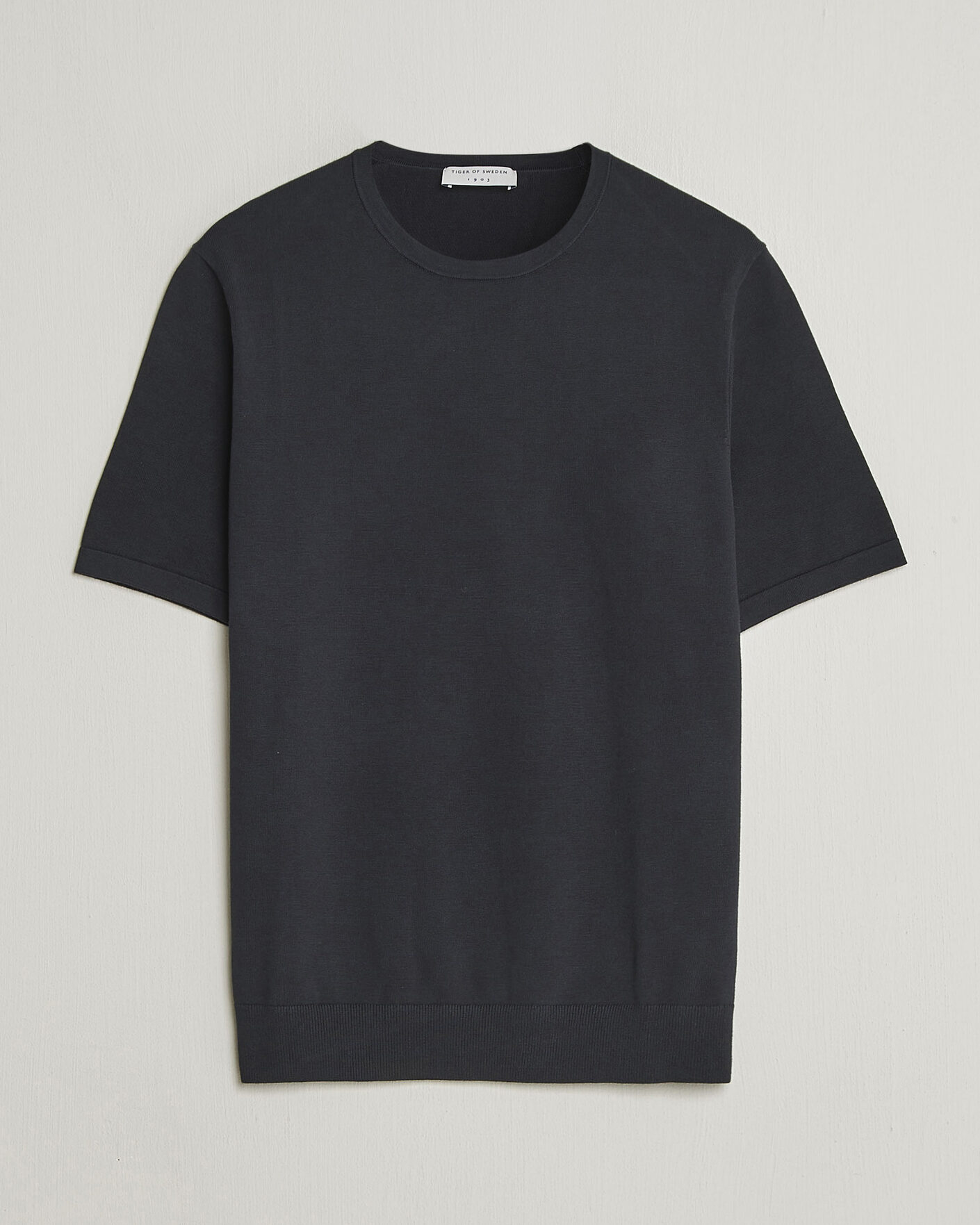 Hombres | Camisetas | Tiger of Sweden | Connor Cotton Knitted T-Shirt Light Ink