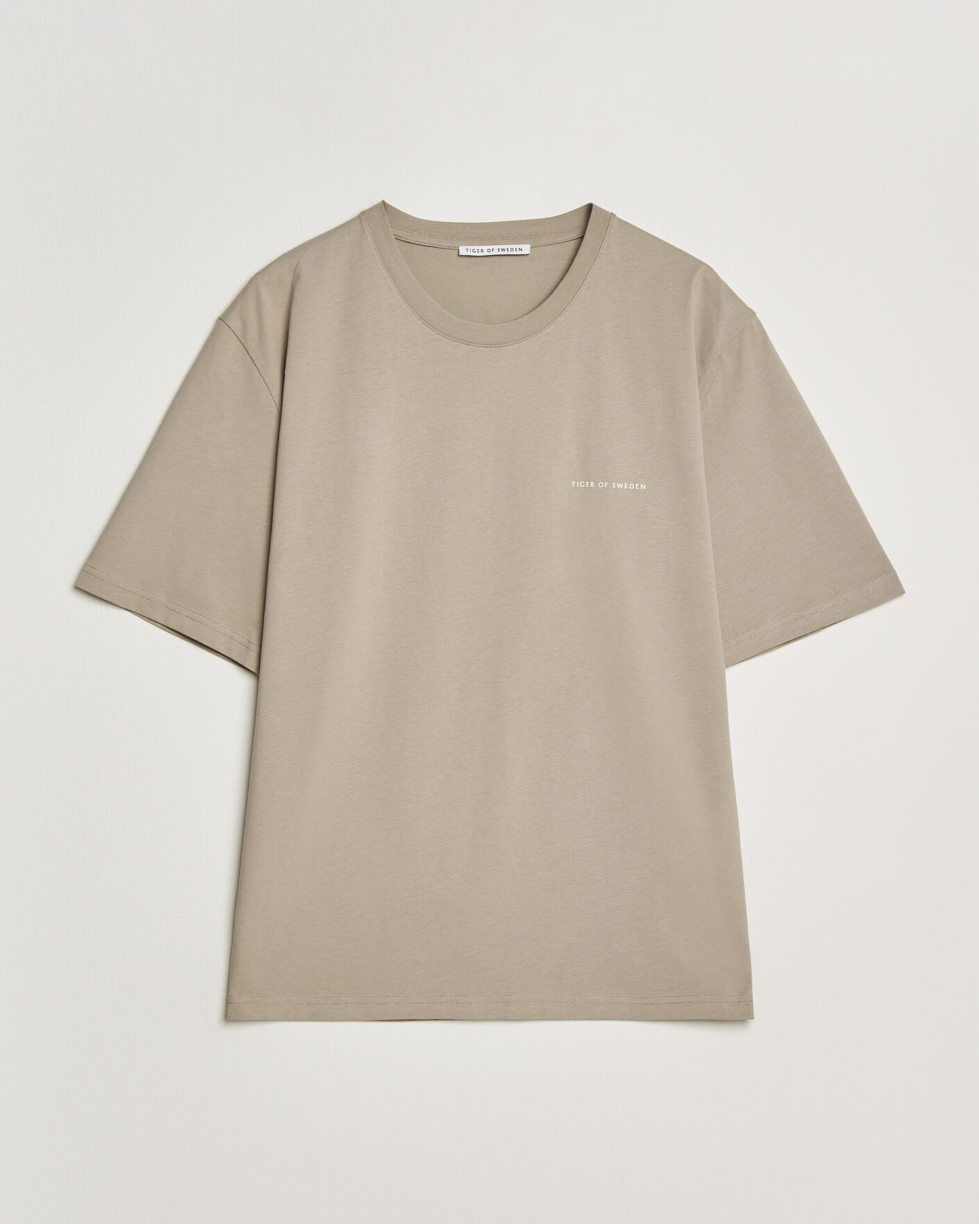 Hombres | Camisetas | Tiger of Sweden | Pro Logo Crew Neck T-Shirt Artichoke Grey
