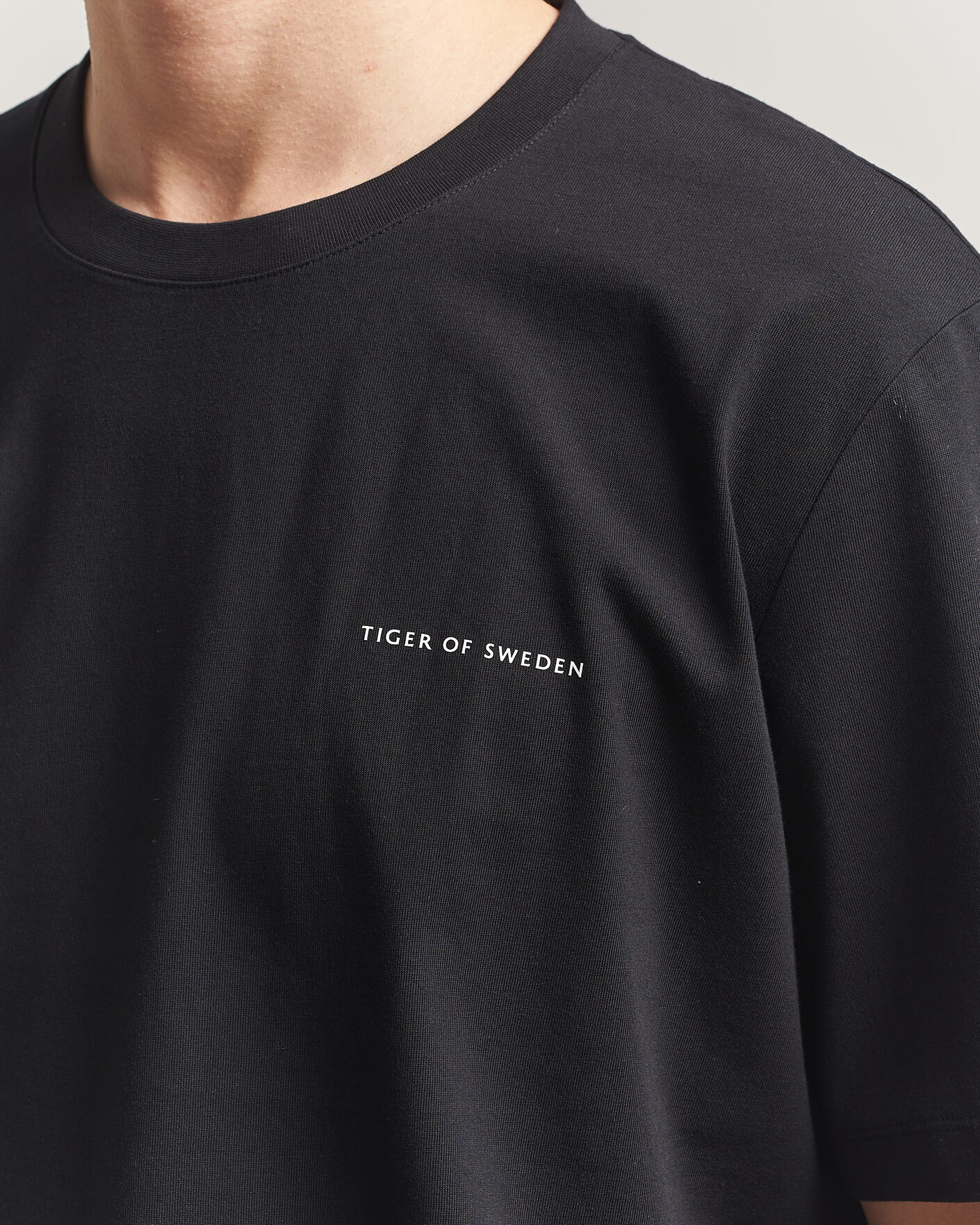 Hombres | Camisetas | Tiger of Sweden | Pro Cotton Logo T-Shirt Black