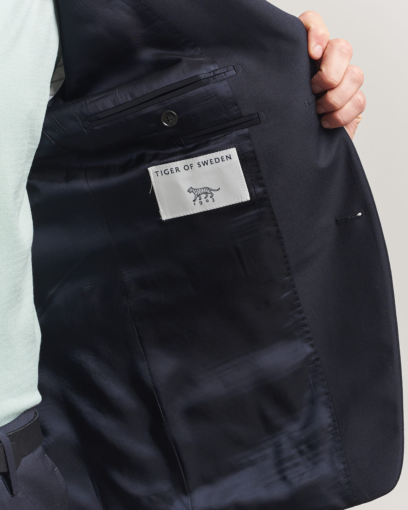 Hombres | Blazers | Tiger of Sweden | Jamie Wool Travel Suit Blazer Dark Ink