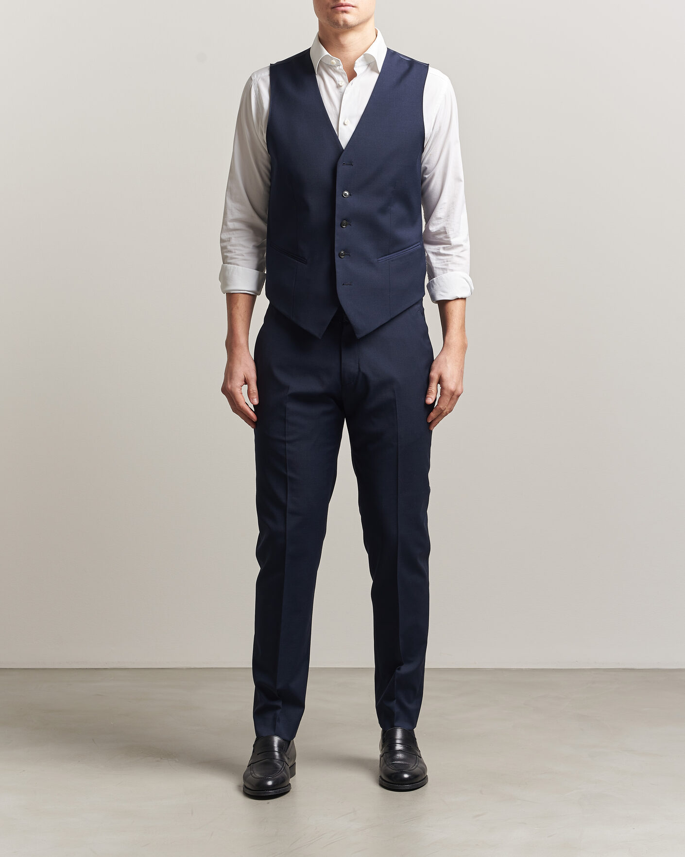 Hombres | Chalecos | Tiger of Sweden | Winston Wool Travel Waistcoat Royal Blue