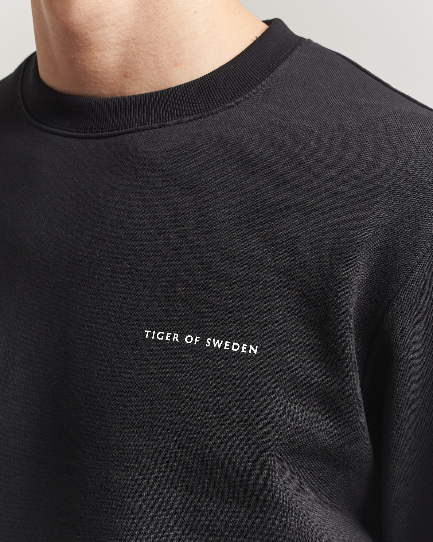 Hombres | Jerséis y prendas de punto | Tiger of Sweden | Emerson Crew Neck Sweatshirt Black