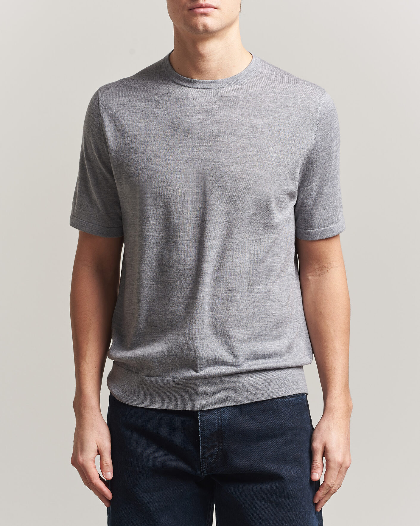 Hombres | Camisetas | Tiger of Sweden | Connor Knitted Crew Neck T-Shirt Grey Melange