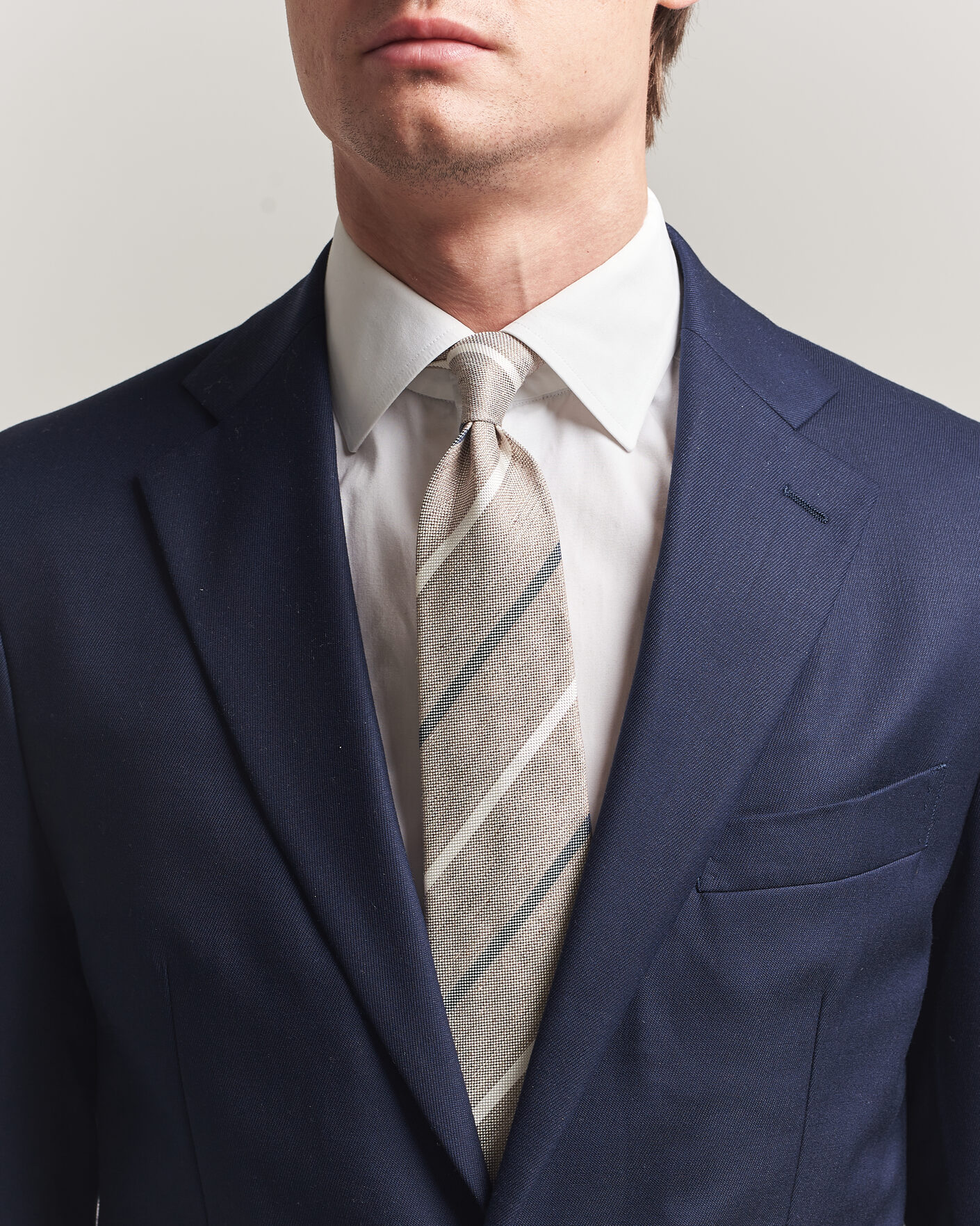 Hombres | Corbatas | Amanda Christensen | Silk/Linen 8cm Striped Tie Brown