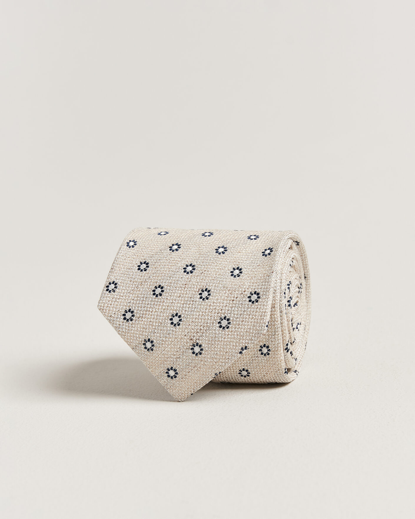 Hombres | Corbatas | Amanda Christensen | Silk/Linen 8cm Flower Tie Beige