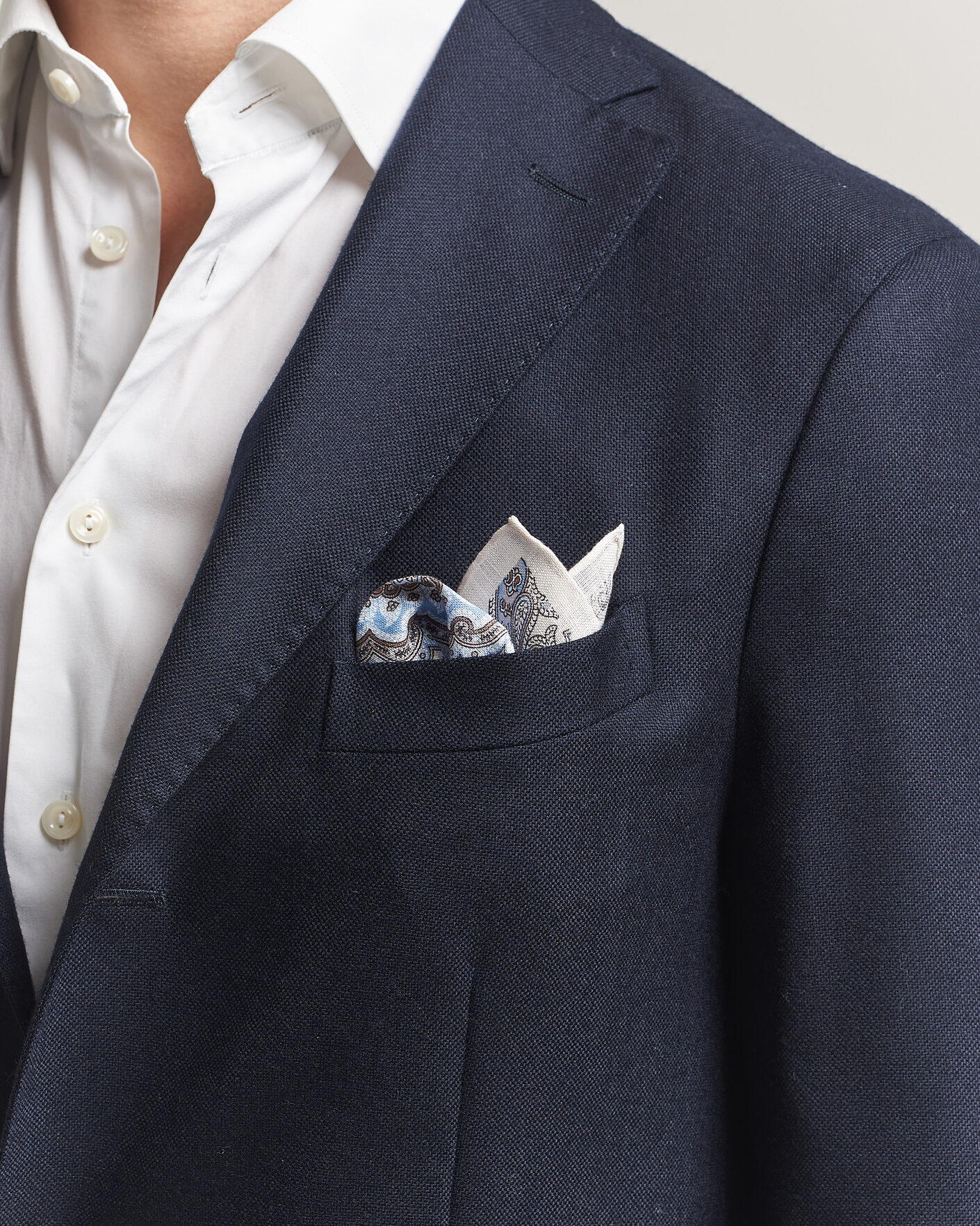 Hombres | Pañuelos de bolsillo | Amanda Christensen | Linen Large Paisley Pocket Square Cream