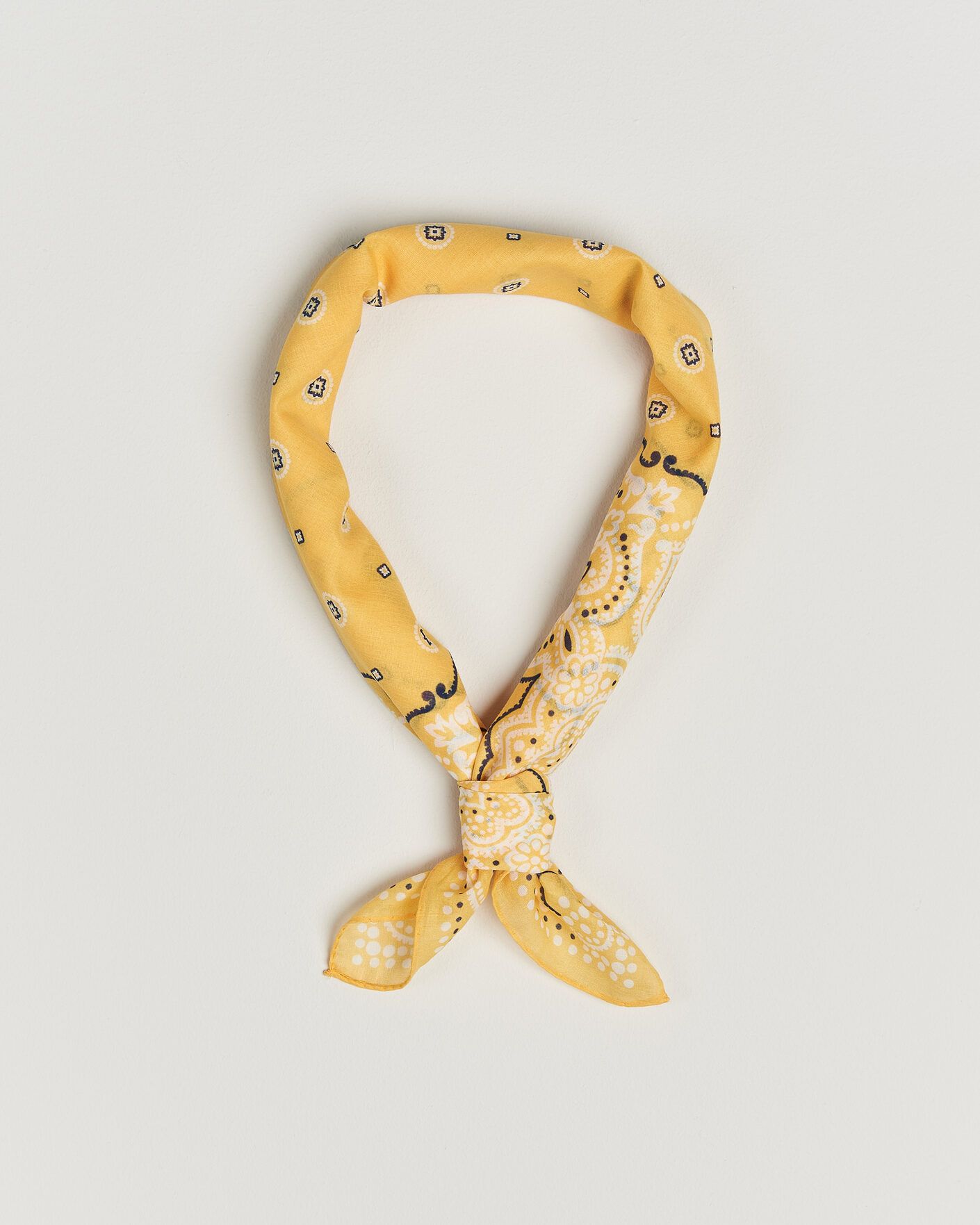 Hombres | Bufandas elegantes | Amanda Christensen | Cotton Voilé Medallion Bandana Yellow