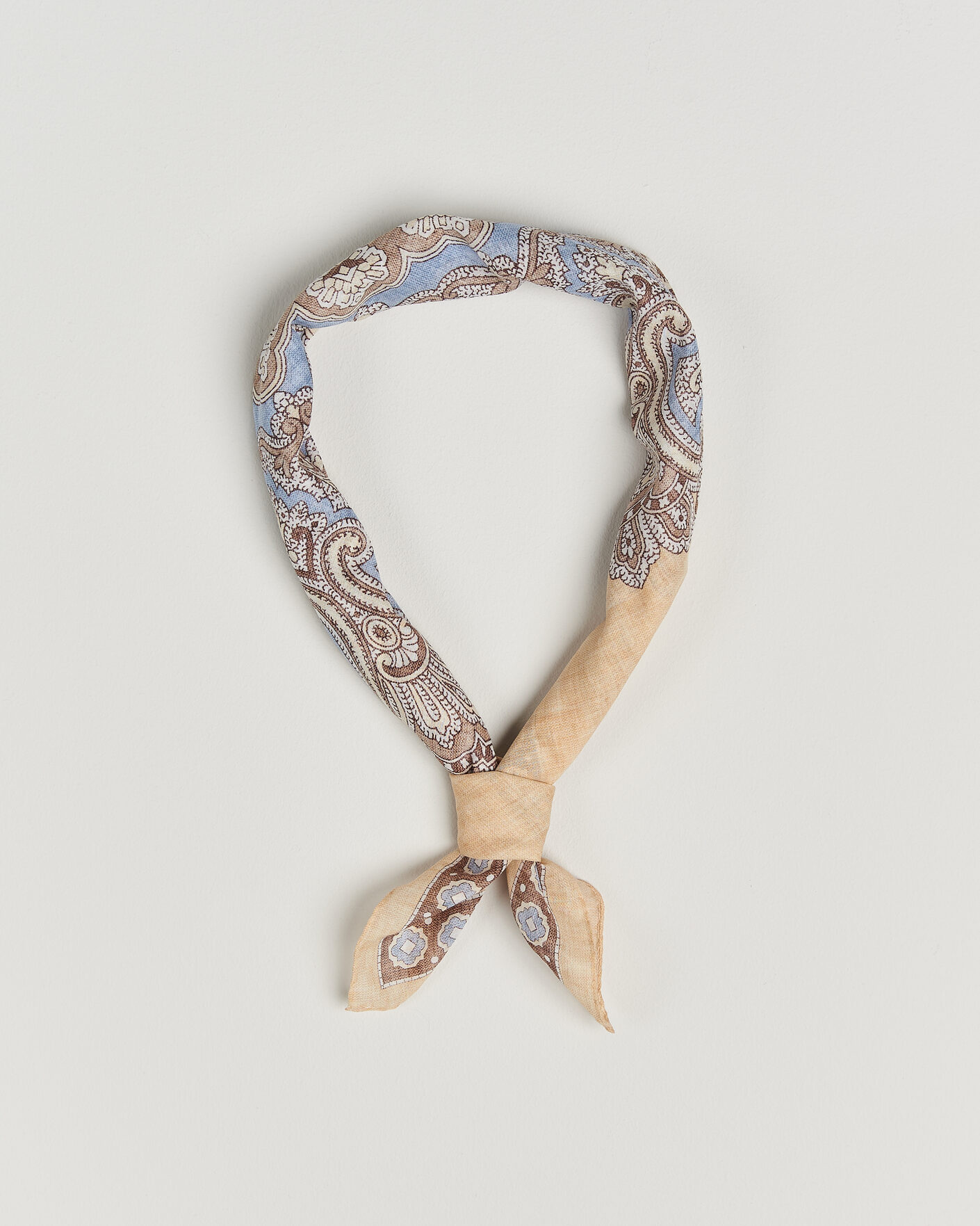 Hombres | Bufandas elegantes | Amanda Christensen | Cotton Voilé Large Paisley Bandana Yellow