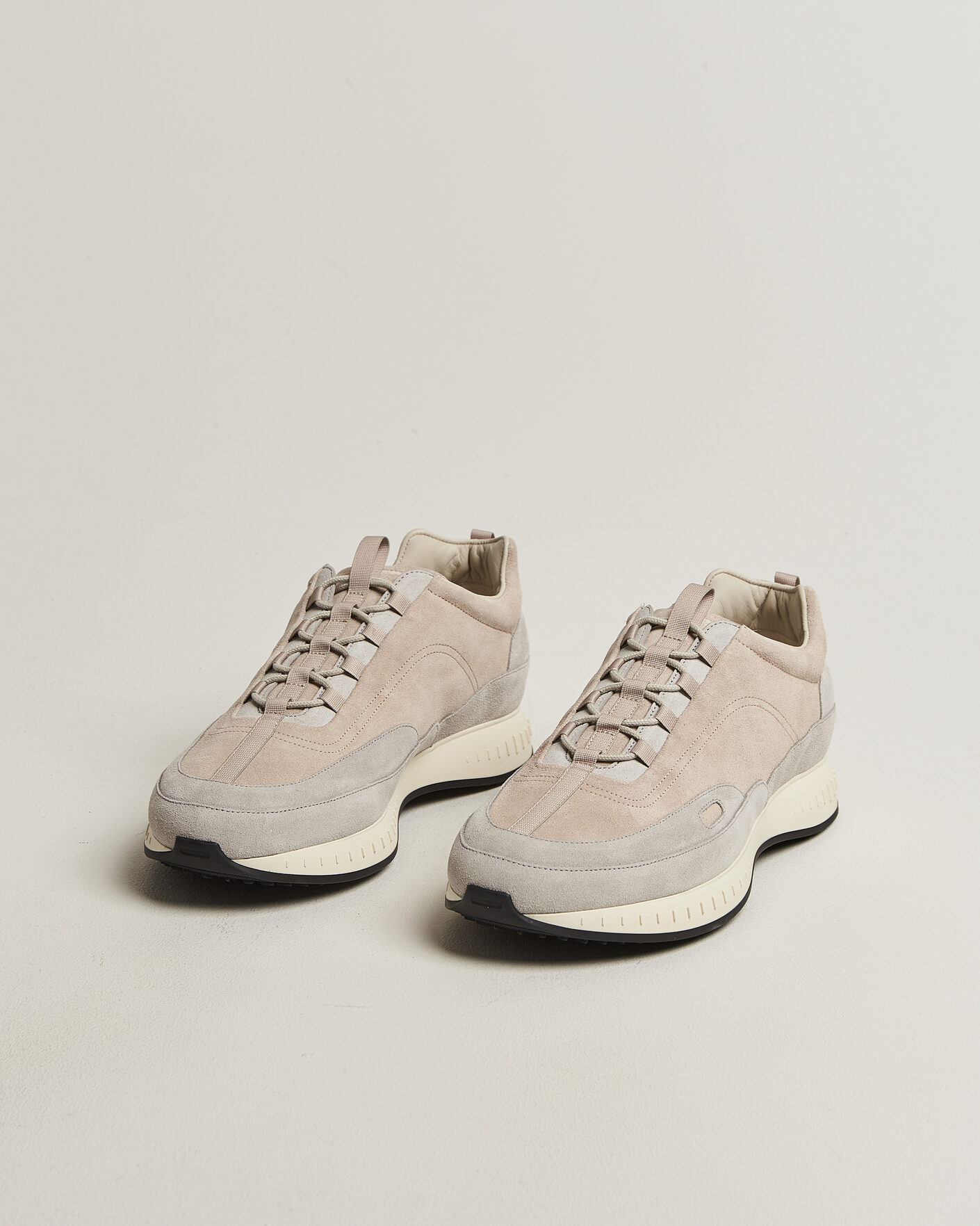 Hombres | Zapatillas | John Lobb | Laced Running Sneakers Sand Suede