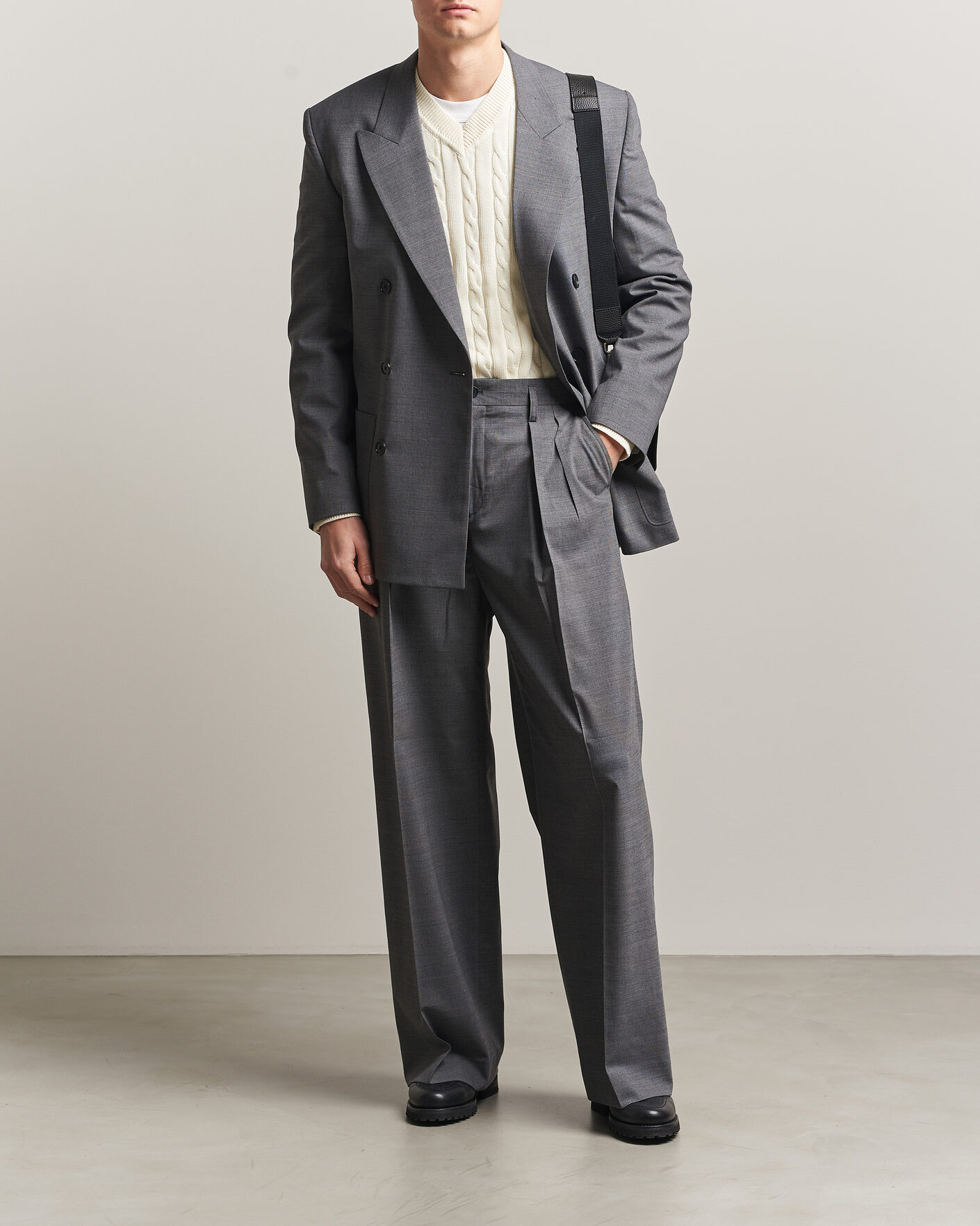 Hombres | Pantalones | Filippa K | Milo Wide Wool Pinstriped Trousers Mid Grey