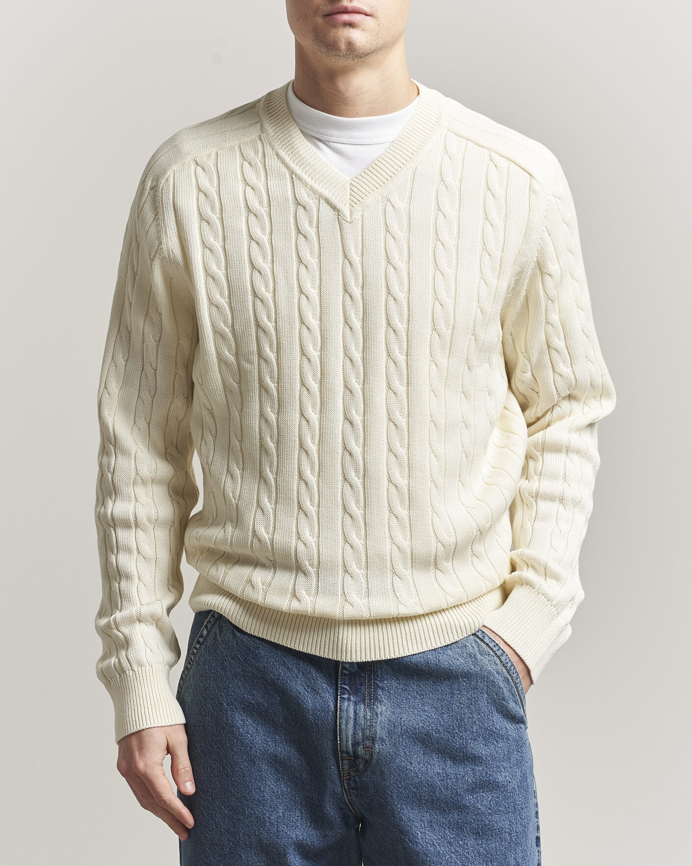 Hombres | Jerséis y prendas de punto | Filippa K | Cotton Cable V-Neck Sweater Calico White