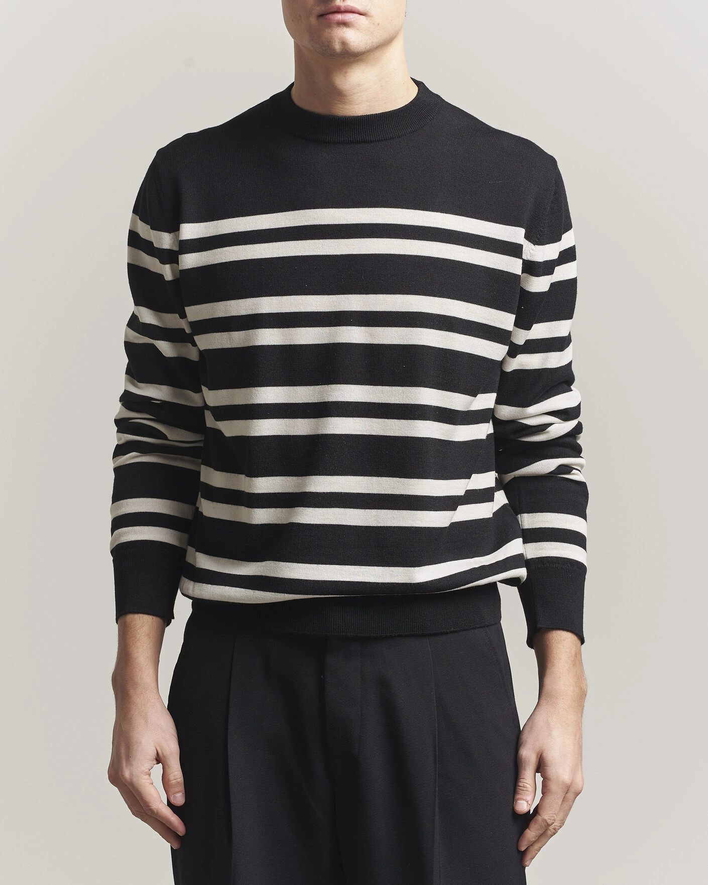 Hombres | Jerséis y prendas de punto | Filippa K | Merino Knitted Striped Sweater Black/White