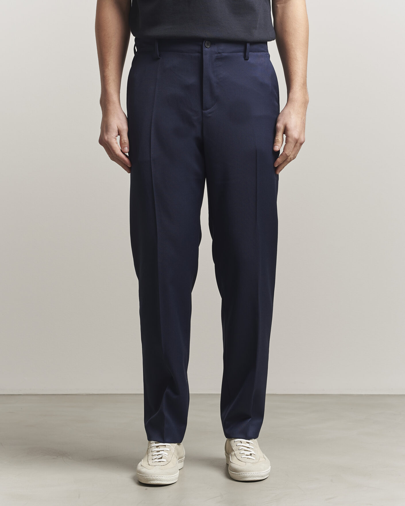 Hombres | Pantalones | Filippa K | Troy Tailored Drawstring Trousers Ink Navy
