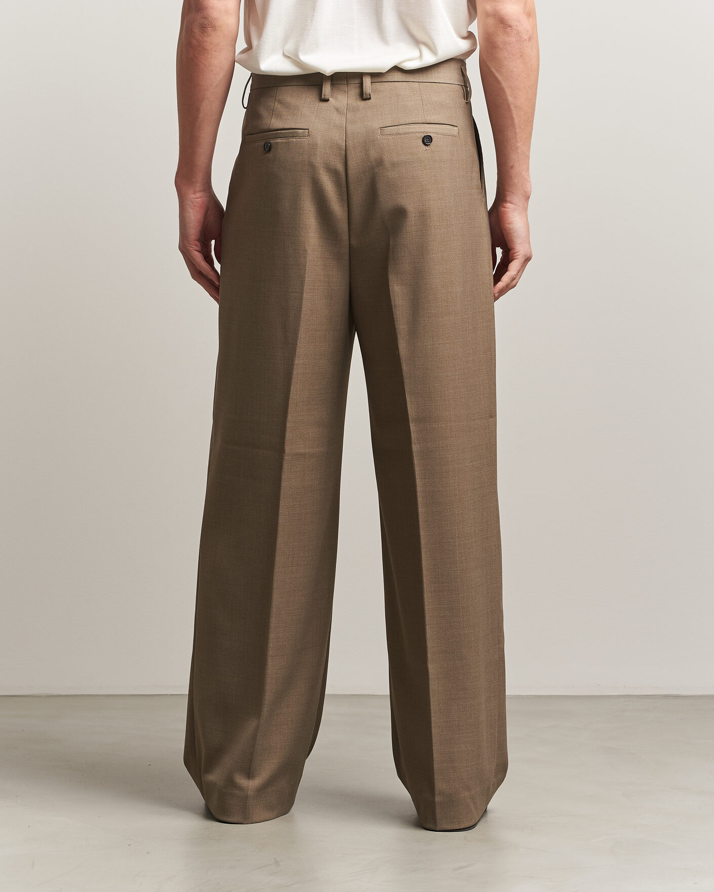 Hombres | Pantalones | Filippa K | Milo Wide Wool Trousers Light Driftwood