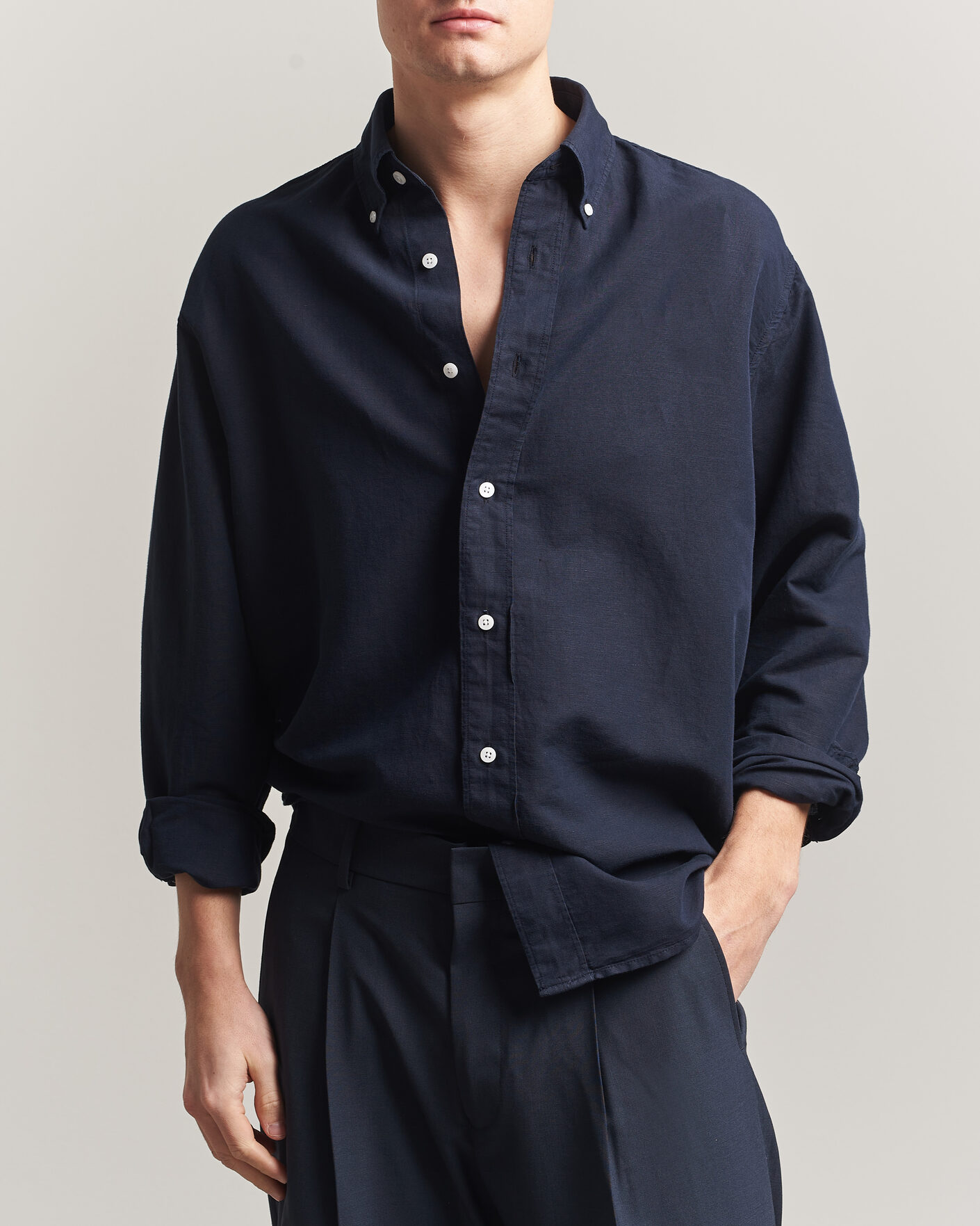 Hombres | Camisas | Filippa K | Relaxed Cotton/Linen Shirt Navy