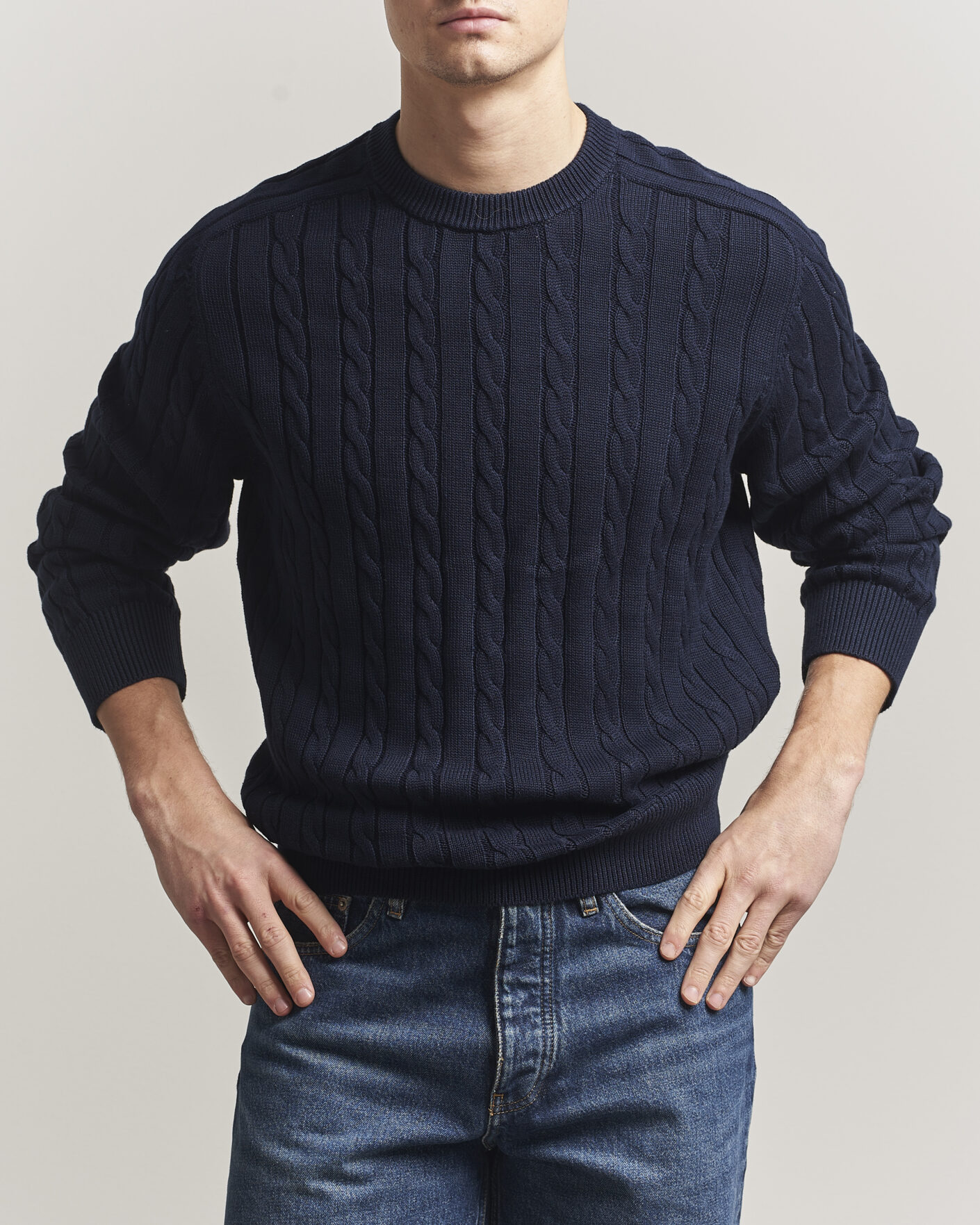 Hombres | Jerséis y prendas de punto | Filippa K | Cotton Cable Crew Neck Sweater Navy